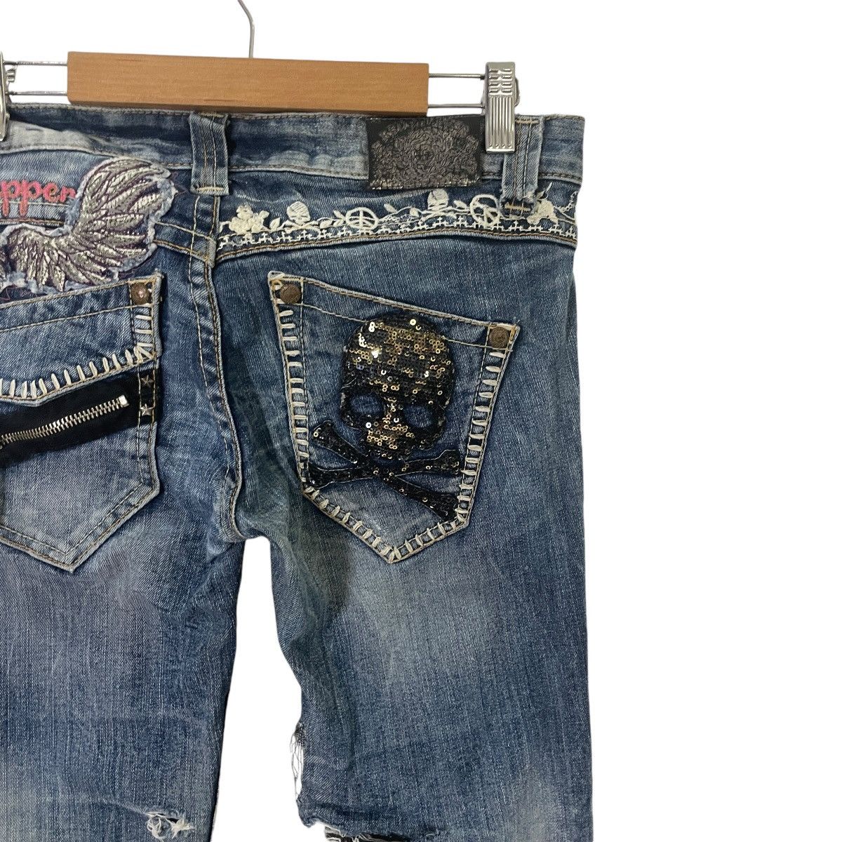 Japanese Brand Vintage Redpepper Distressed Skulls Denim Jeans Size 30" / US 8 / IT 44 - 9 Thumbnail