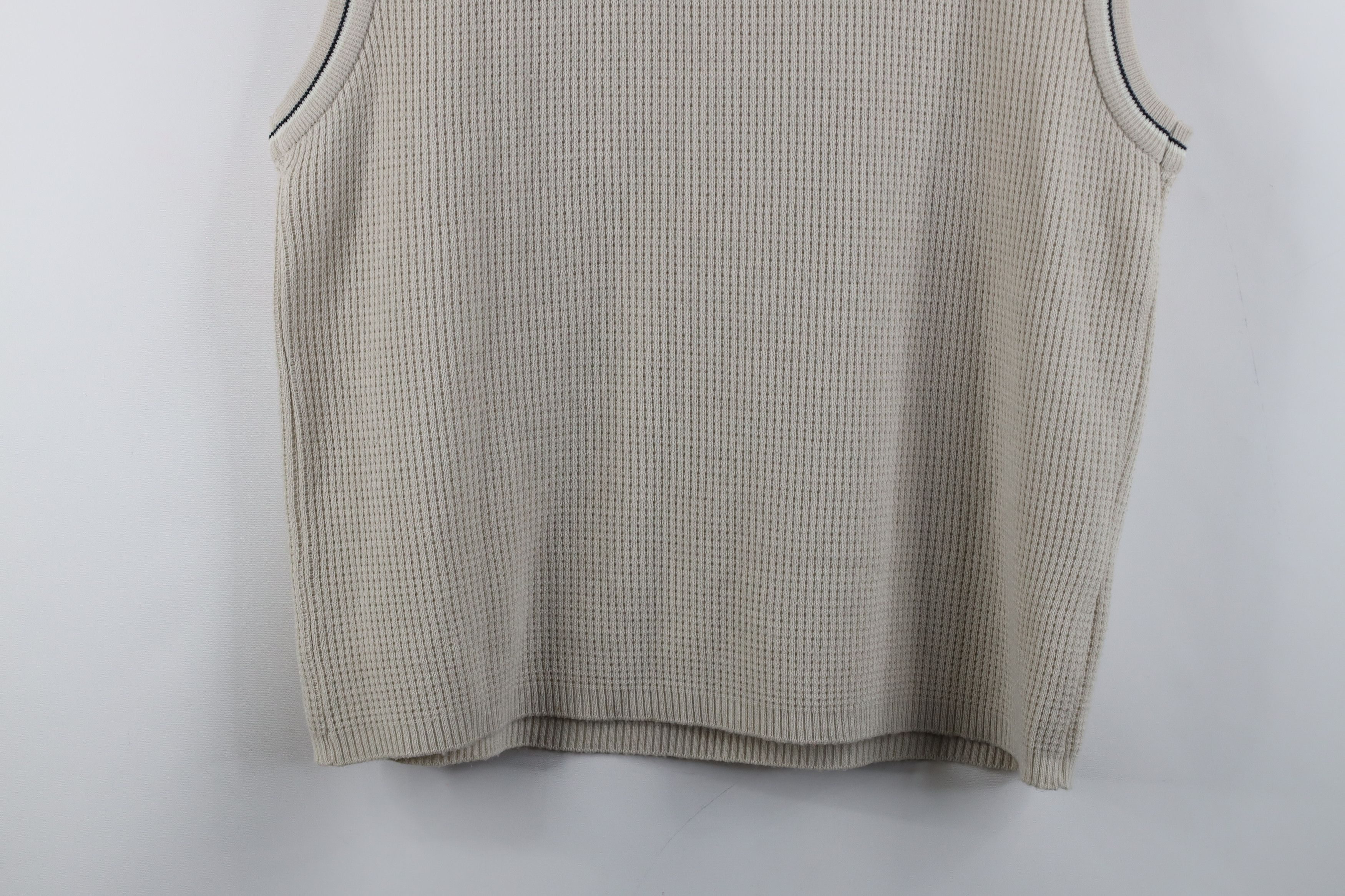 Vintage Vintage 90s Streetwear Ribbed Knit Sweater Vest Beige Size US L / EU 52-54 / 3 - 12 Thumbnail