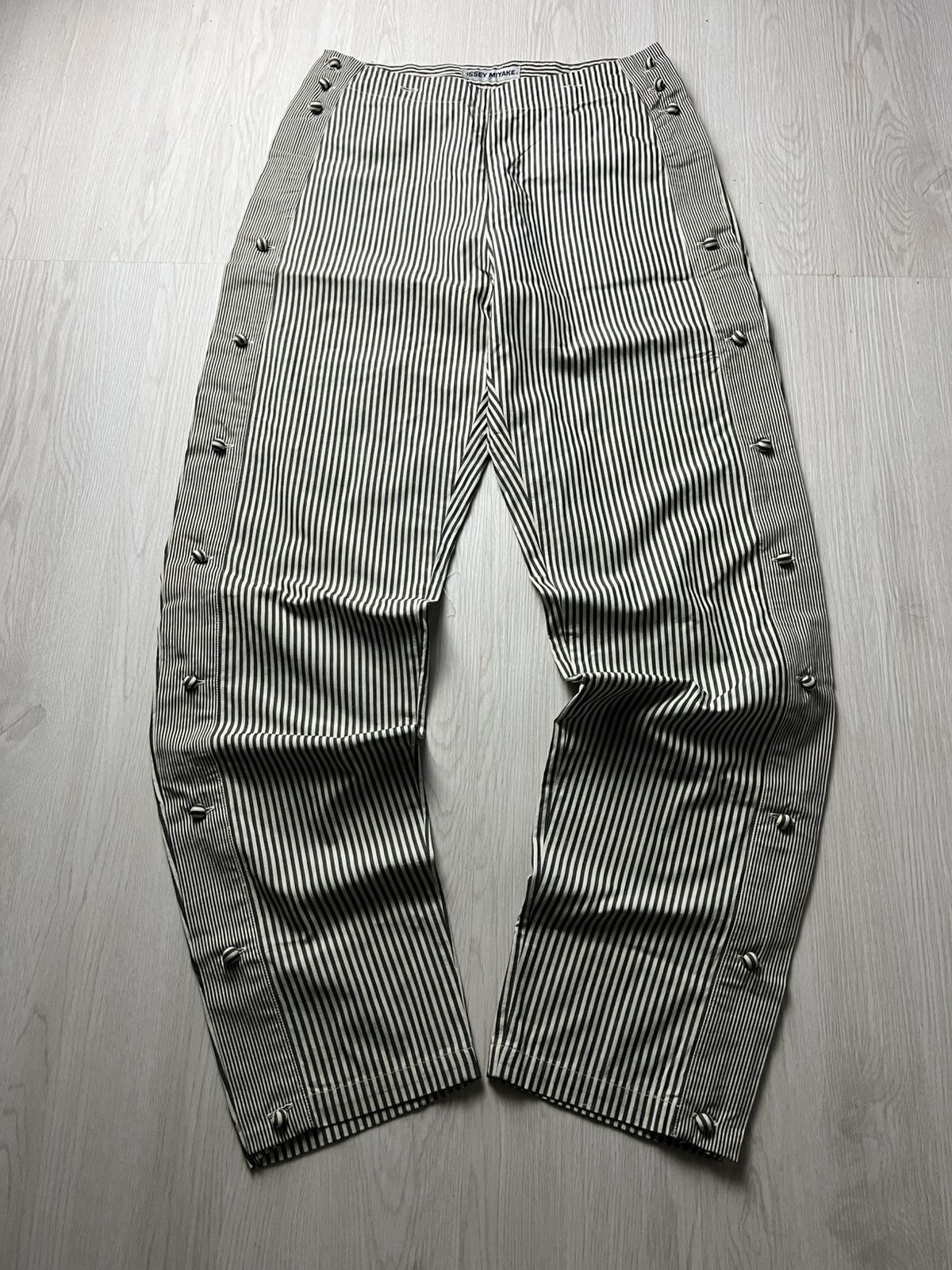 Issey Miyake Rare Issey Miyake Side Button Stripe Pants Size US 28 / EU 44 - 5 Thumbnail