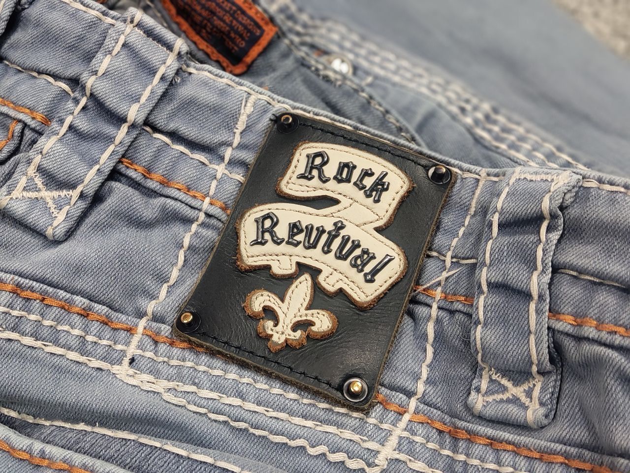 Rock Revival Vintage Rock Revival Embroidered Logo Faded denim Jeans Y2K Size US 31 - 11 Thumbnail