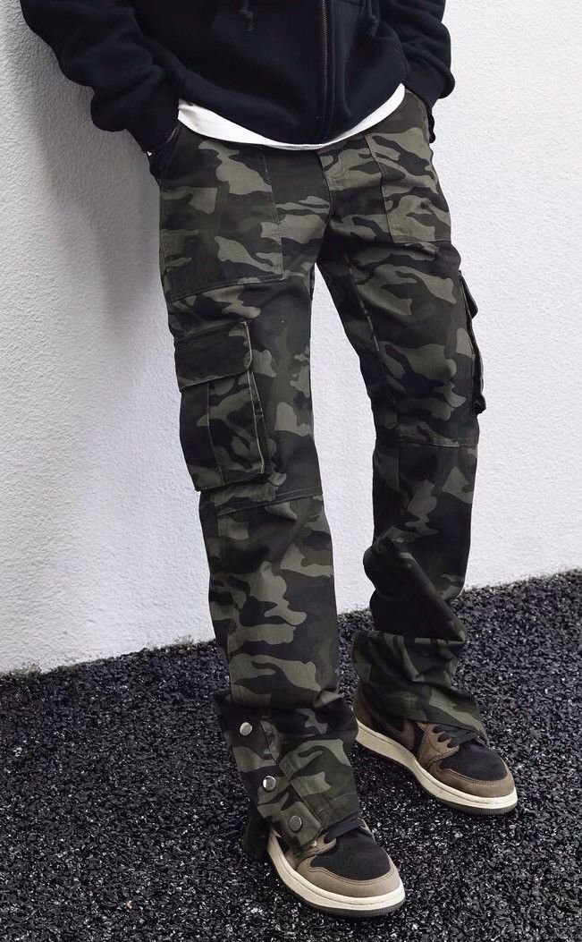 Utility grunge outdoor camouflage side button cargo pants