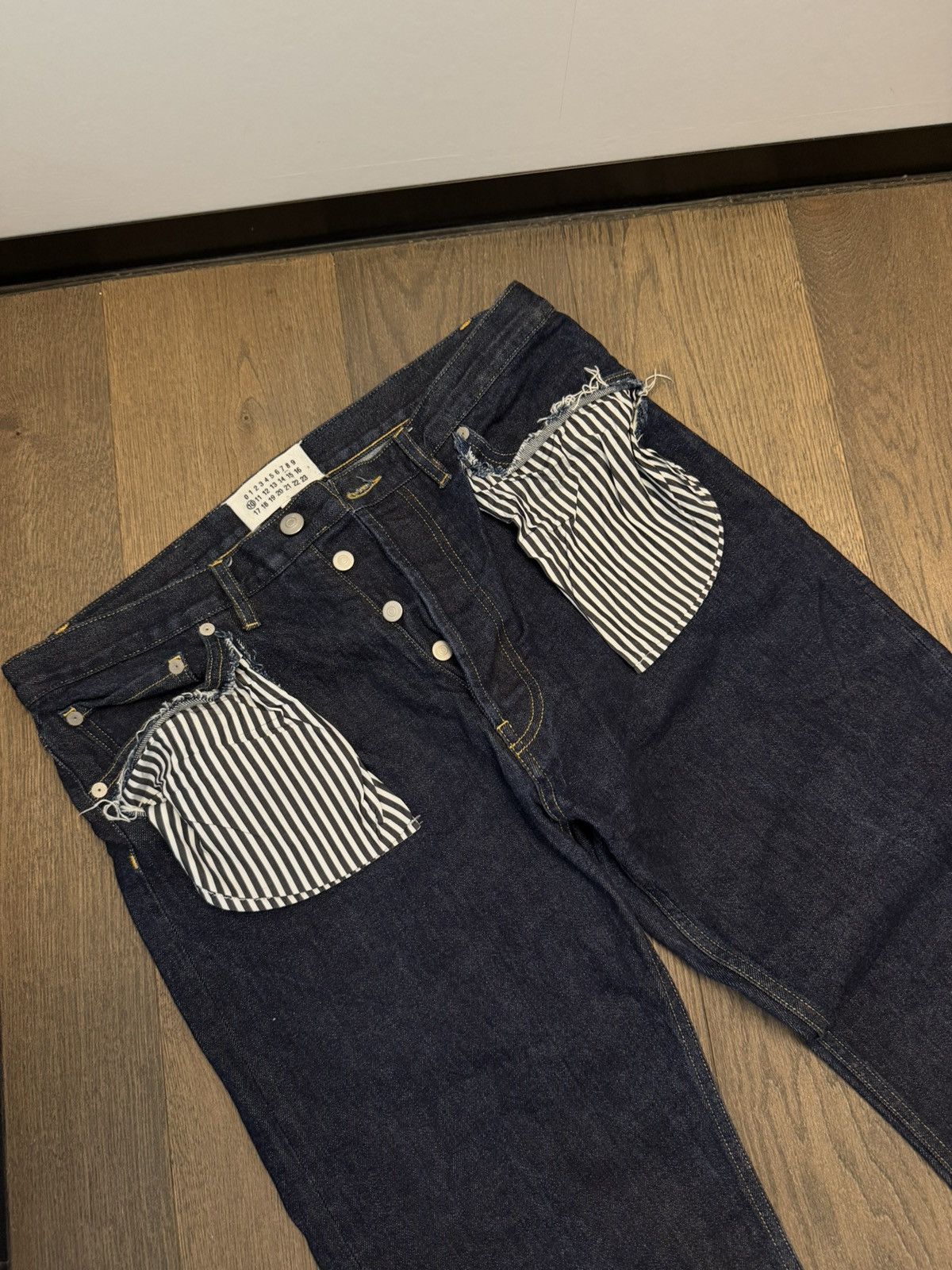 Maison Margiela Maison Margiela Jeans Size US 31 - 2 Thumbnail