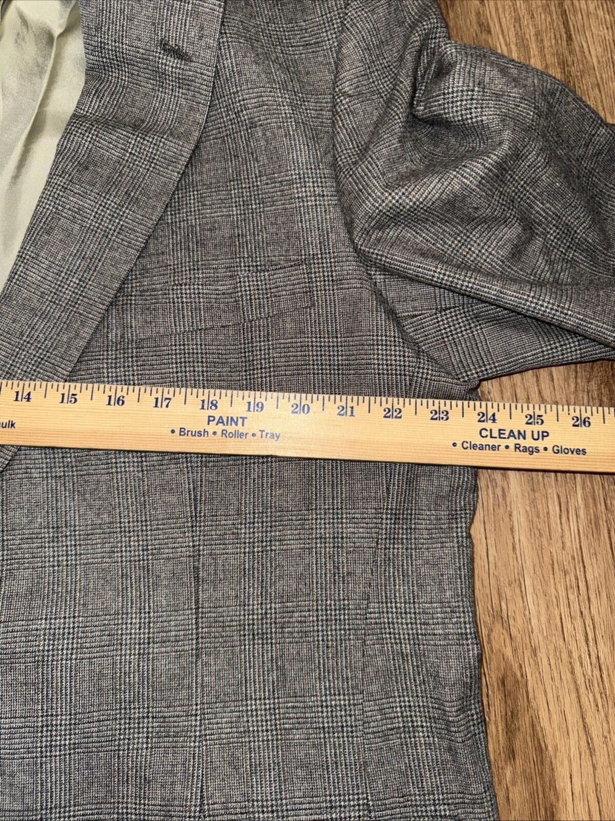 Chaps Ralph Lauren Vtg Chaps Ralph Lauren Gray Plaid Blazer Sport Coat 48 USA Size 48R - 6 Thumbnail
