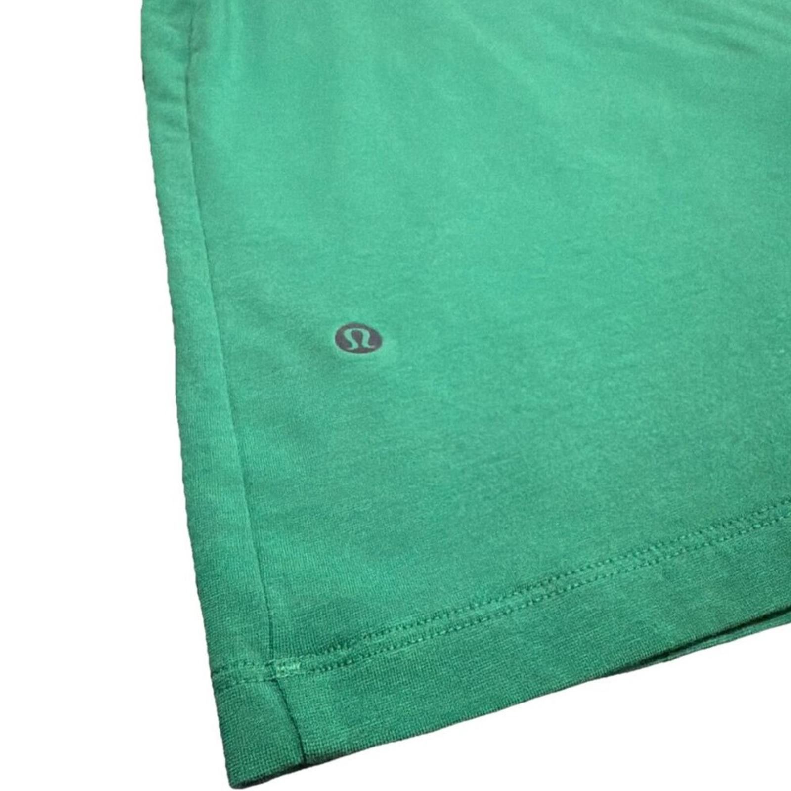 Lululemon LULULEMON ZEROED IN SHORT SLEEVE SHIRT SMALL GREEN Size US S / EU 44-46 / 1 - 3 Thumbnail