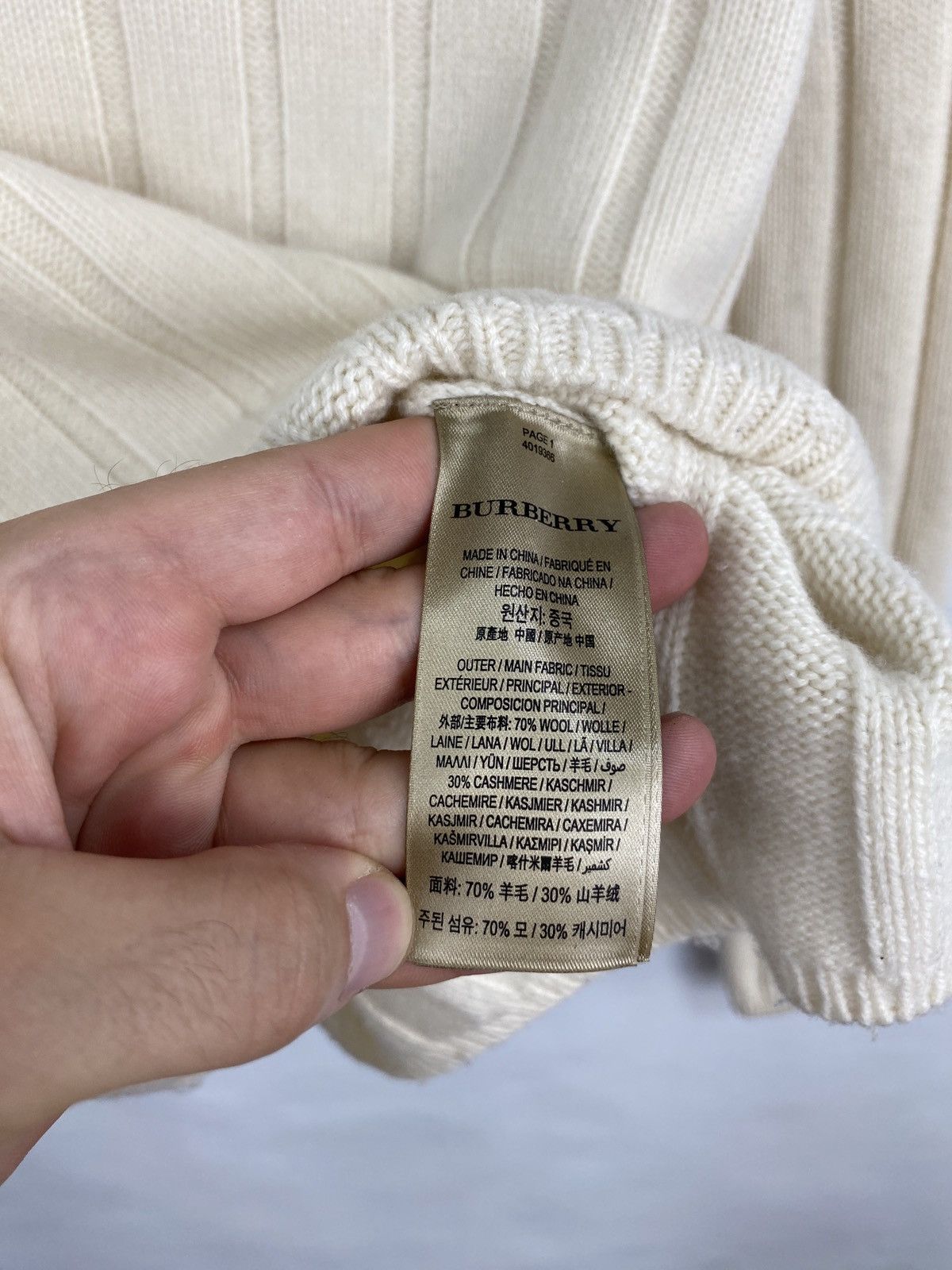 Burberry Burberry London England Cashmere Sweaters Y2K Rare Retro Size S / US 4 / IT 40 - 6 Thumbnail