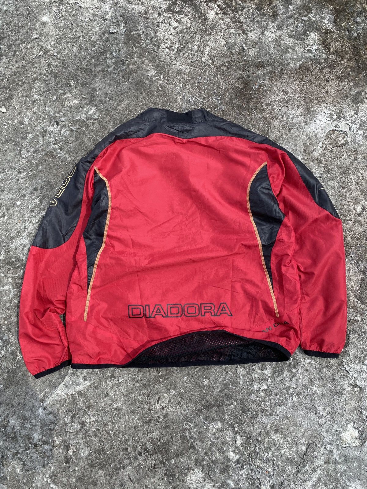 Diadora × Umbro × Vintage 2000s - Vintage Diadora Italian Windbreaker Longsleeve Size US M / EU 48-50 / 2 - 4 Thumbnail