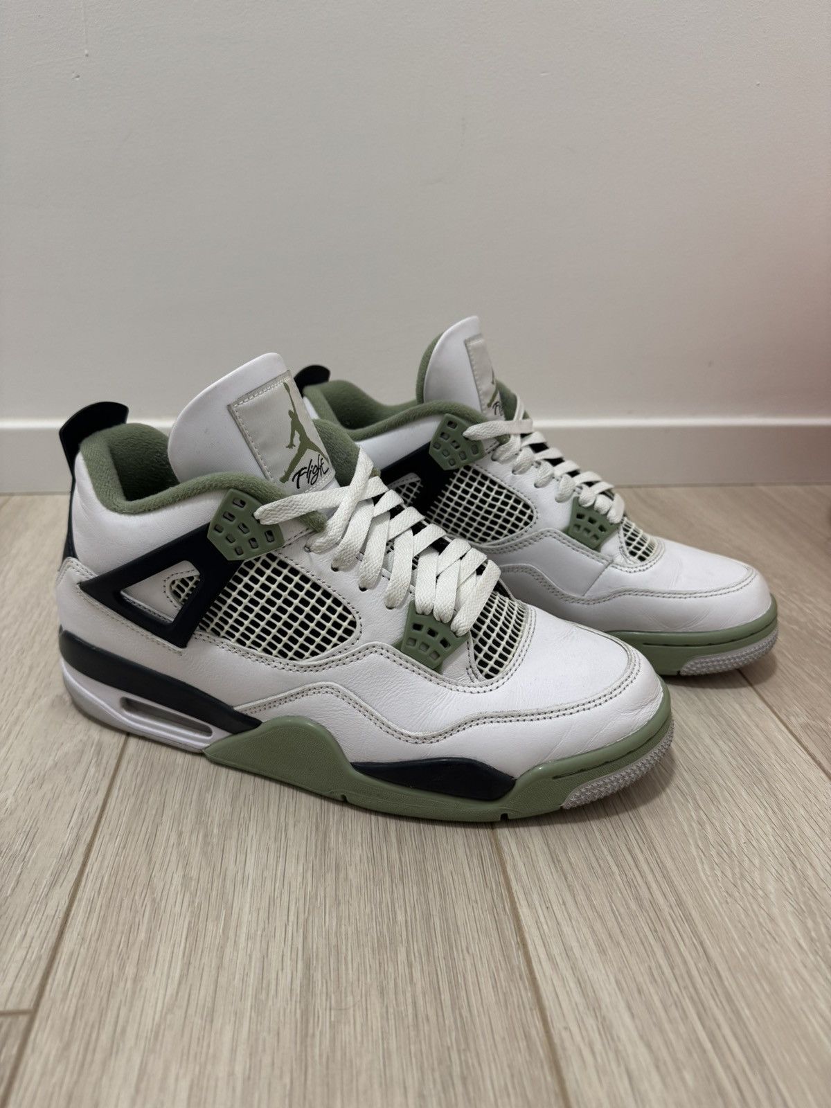 Jordan Brand Jordan 4 Seafoam Size US 11 / EU 44 - 1 Thumbnail