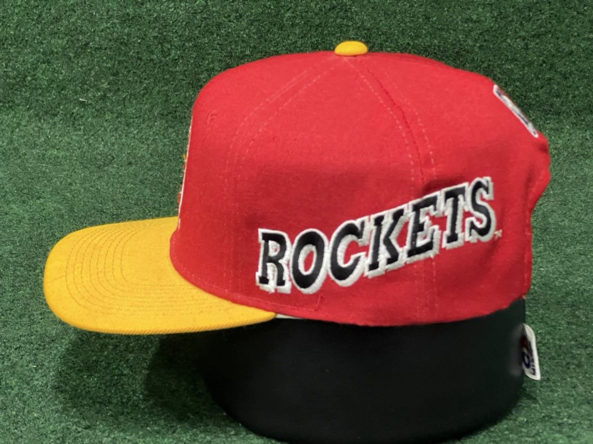 Sports Specialties Vintage 90s Houston Rockets Side Wave Youngan Snapback Hat Size ONE SIZE - 3 Thumbnail