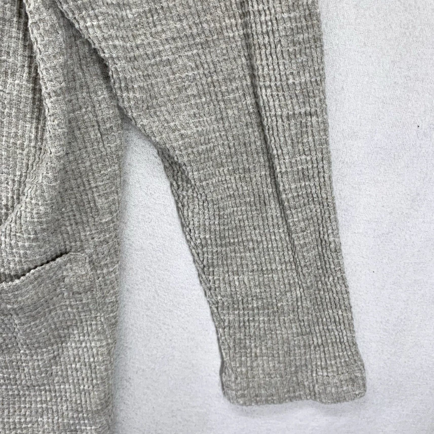 FLAX VINTAGE Contemporary Life Button-Up Top Casual Women Regular M Beige Knit Pockets 80s 90s Nature Subtle Textured Pearl Buttons Long Sleeve Round Neck Size M / US 6-8 / IT 42-44 - 6 Thumbnail