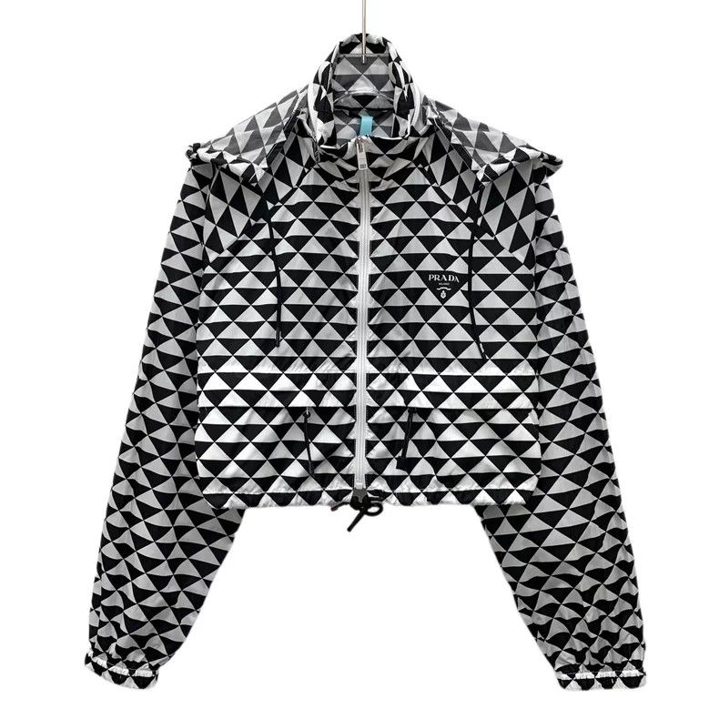 Prada Prada 23 black and white colour block triangle printed hoo Size XS / US 0-2 / IT 36-38 - 1 Thumbnail