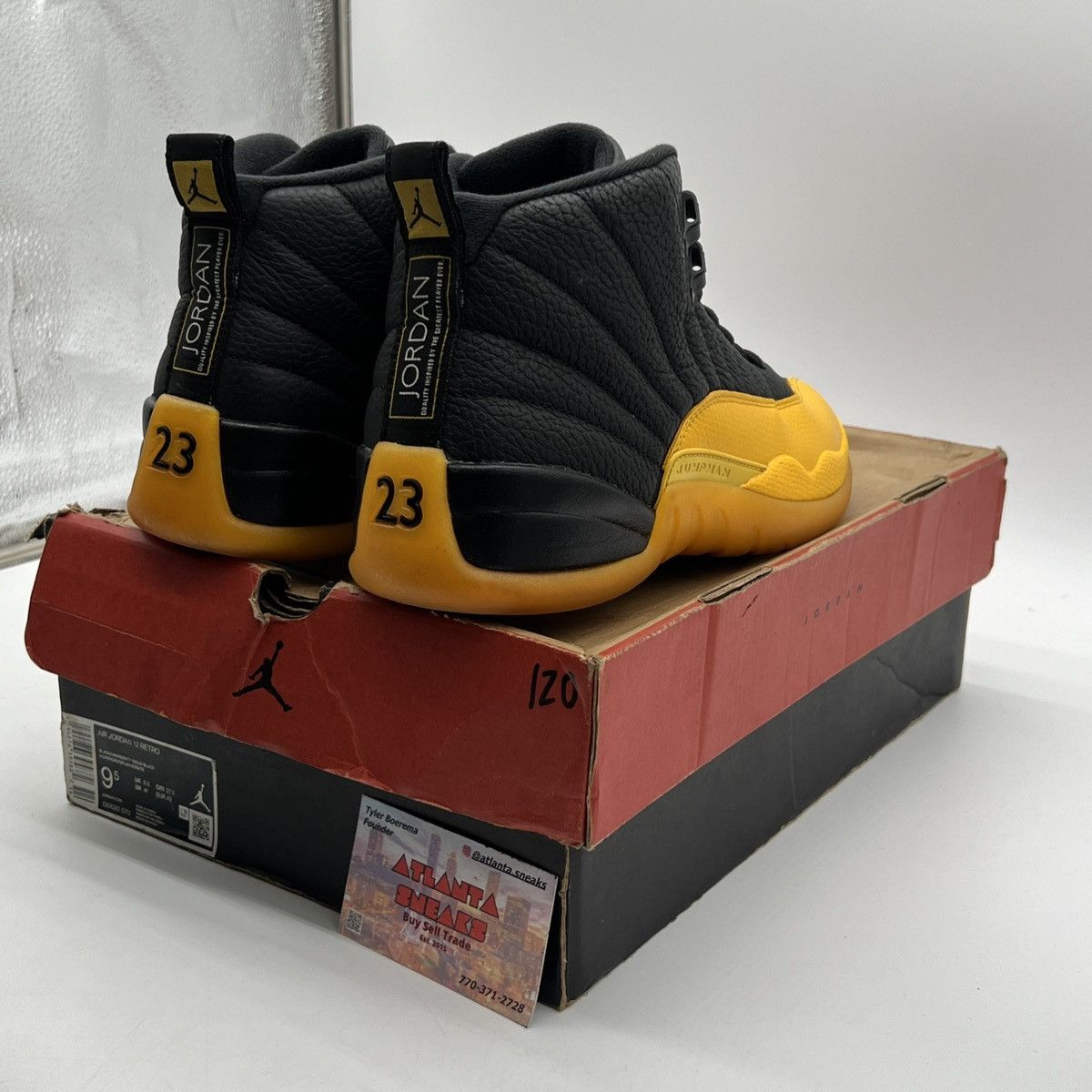Jordan Brand Air Jordan 12 University Gold Size US 9.5 / EU 42-43 - 5 Thumbnail