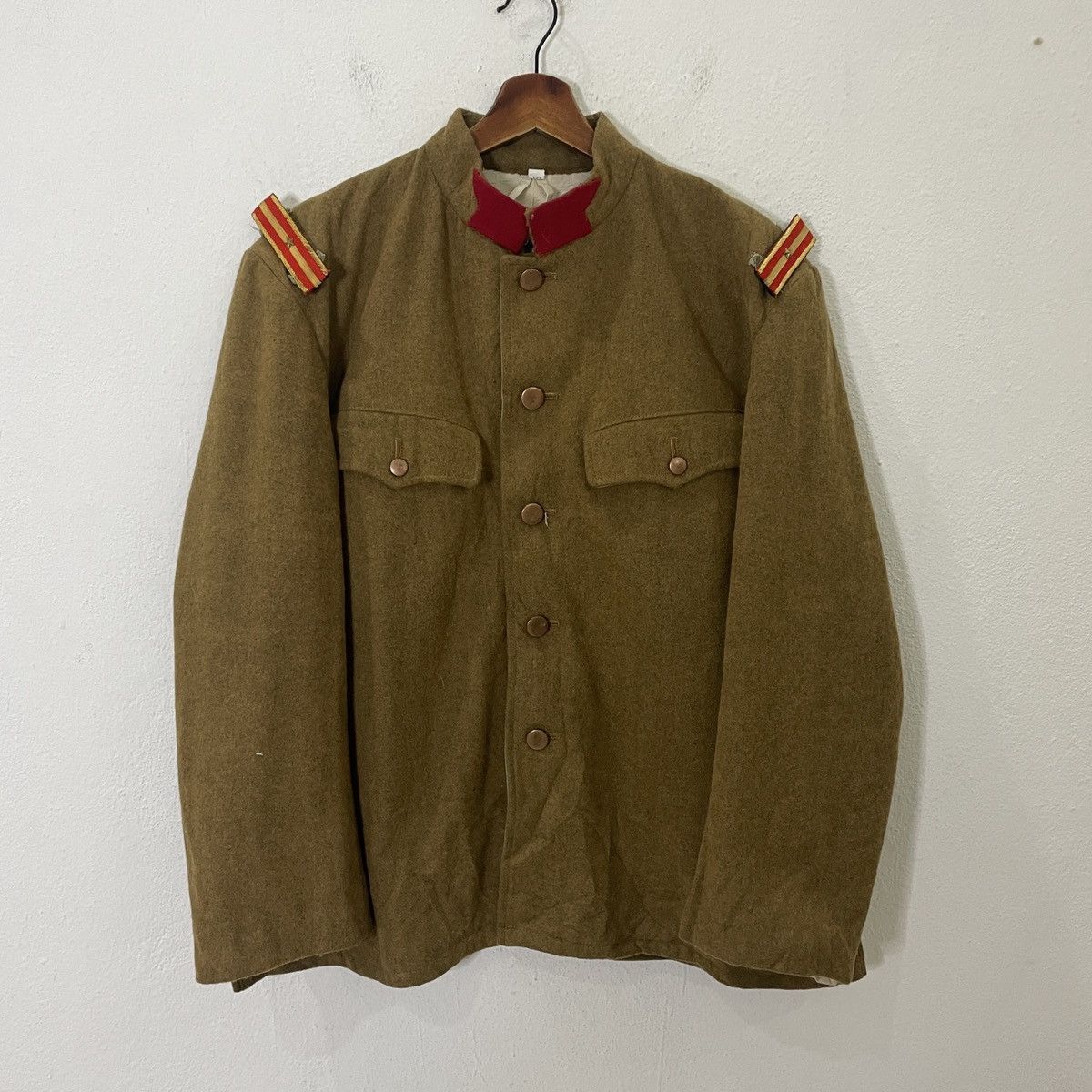Vintage Vintage Military Button Ups Jacket Size US L / EU 52-54 / 3 - 1 Thumbnail