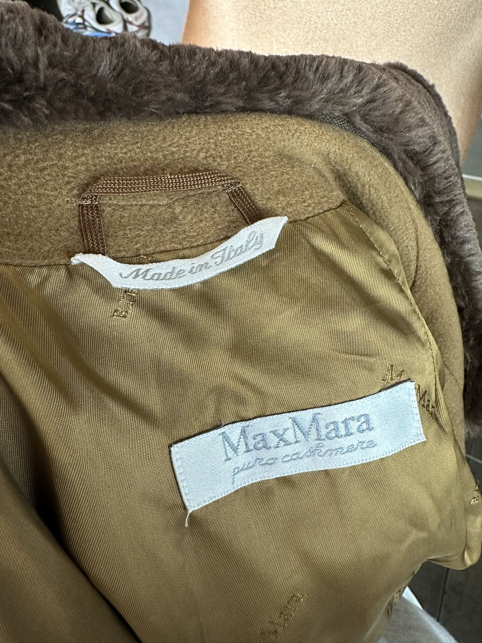 Max Mara Vintage Max Mara 100% Cashmere Double Breasted Fur Coat Size M / US 6-8 / IT 42-44 - 9 Thumbnail