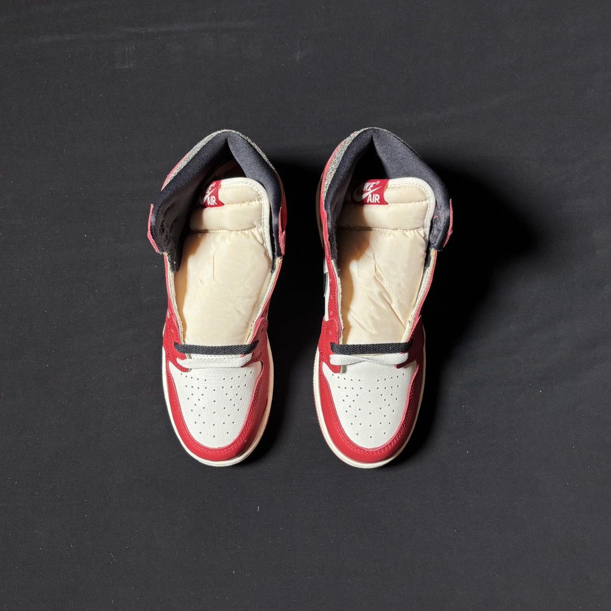 Jordan Brand JORDAN 1 RETRO HIGH LOST AND FOUND SIZE 7Y Size US 7 / EU 40 - 3 Thumbnail