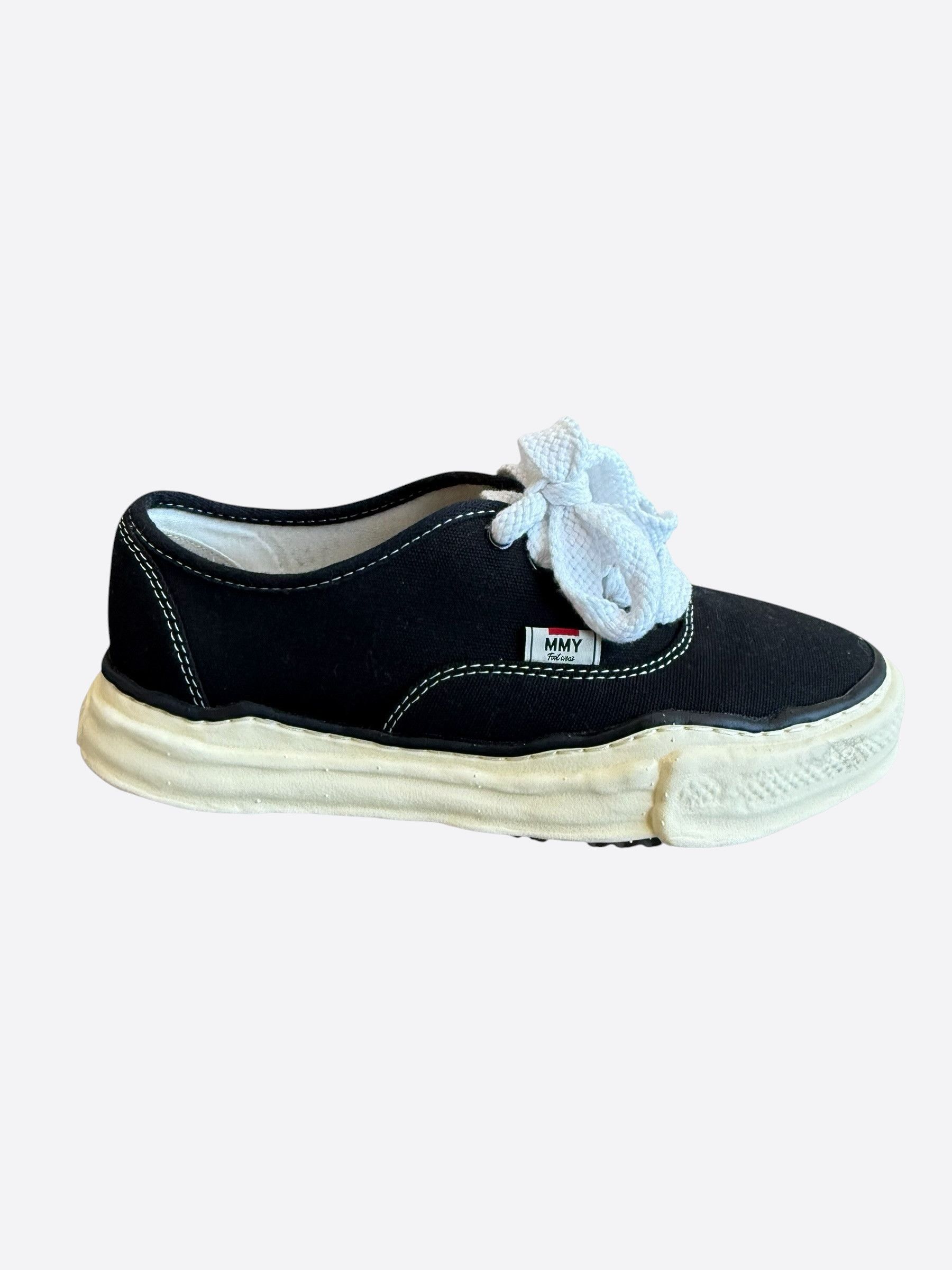 Maison MIHARA YASUHIRO Maison Mihara Black & White Yasuhiro Baker Vintage Sneakers Size US 8 / EU 41 - 1 Thumbnail