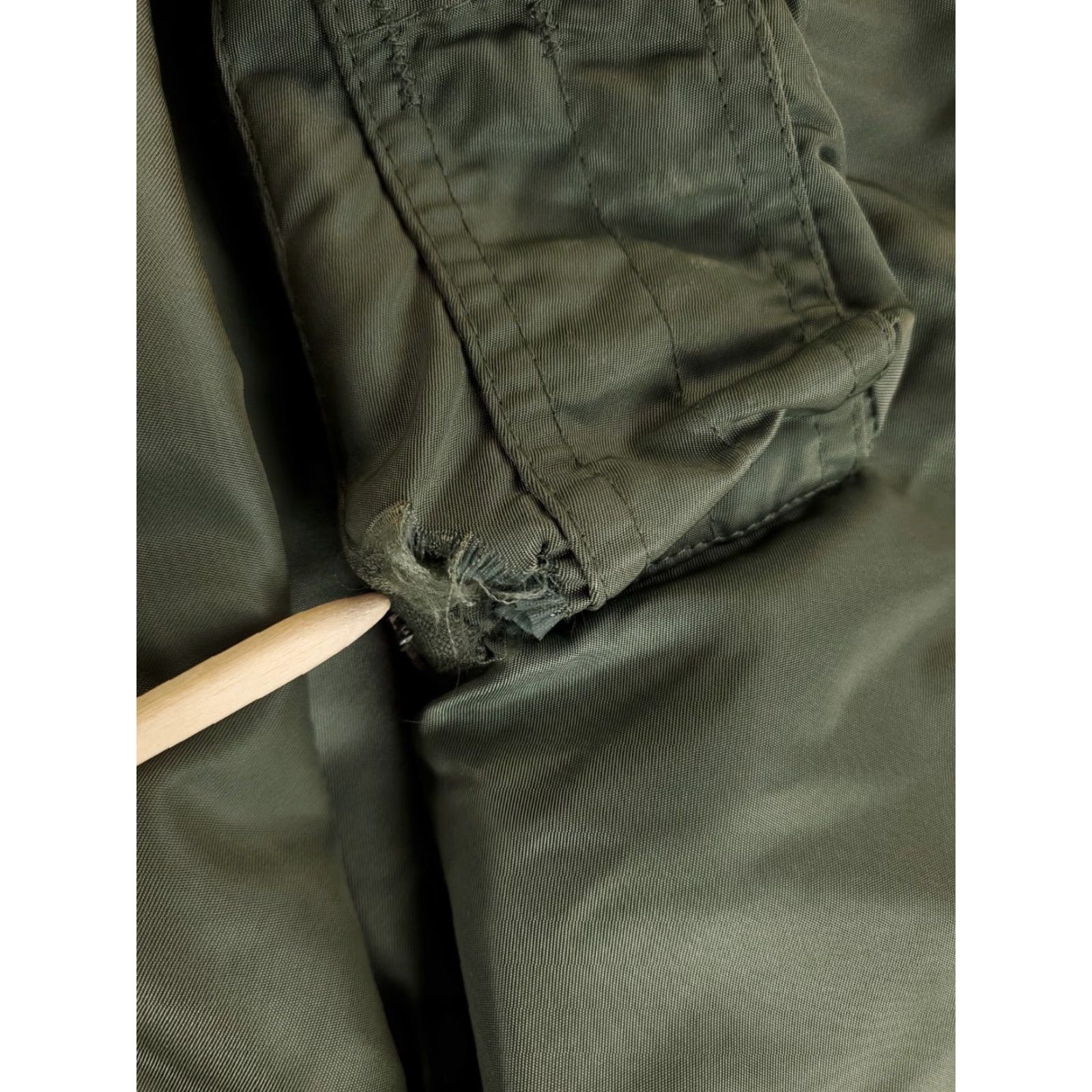 Vintage VINTAGE USAF N-3B Snorkel Parka Heavy Flying Jacket Scovill Mens M Green Jacket Mens Size US M / EU 48-50 / 2 - 3 Thumbnail