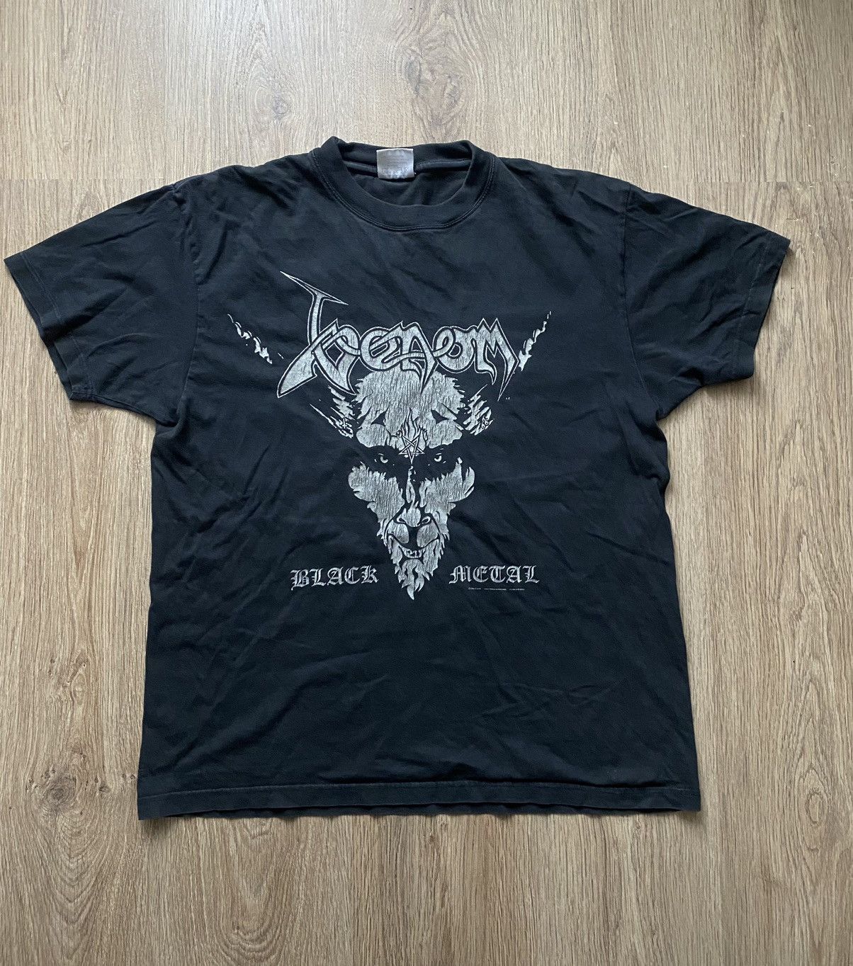 1996 Venom Welcome to Hell Black Metal shirt faded, image size:1204x1364
