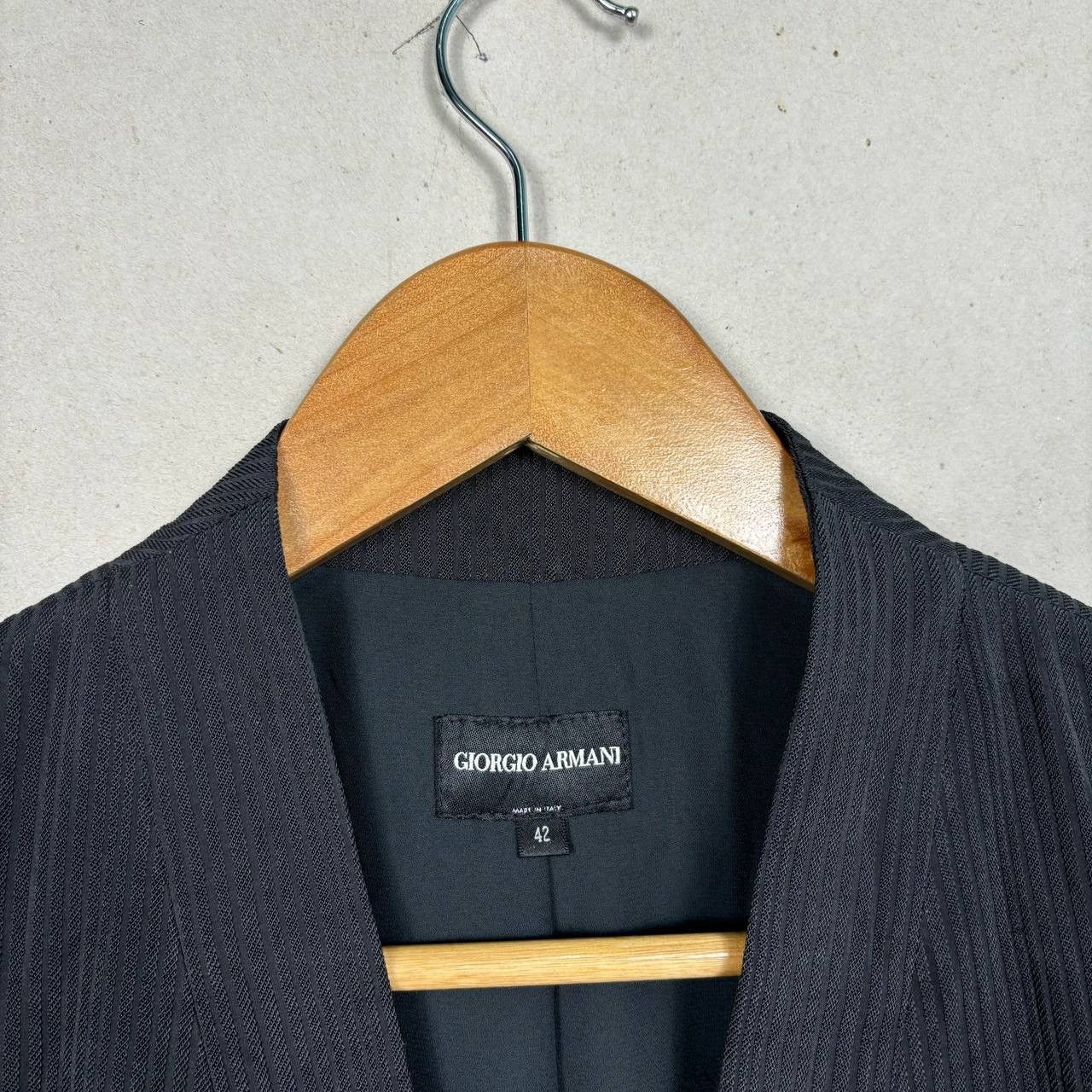 Giorgio Armani Vintage Giorgio Armani Black Textured Silk Blazer Jacket 42 Size M / US 6-8 / IT 42-44 - 4 Thumbnail