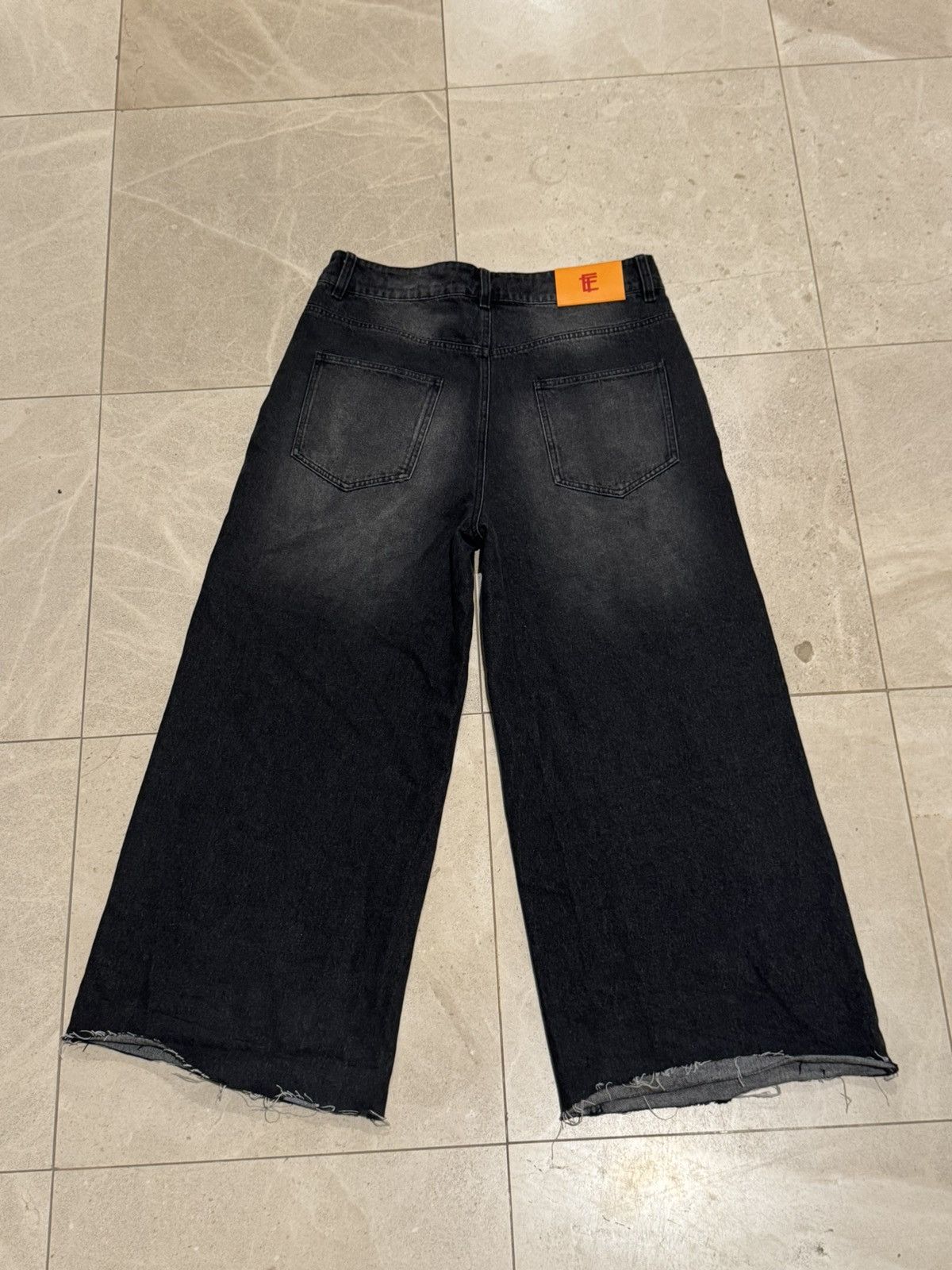 Other chrystal jeans Size US 32 / EU 48 - 2 Thumbnail