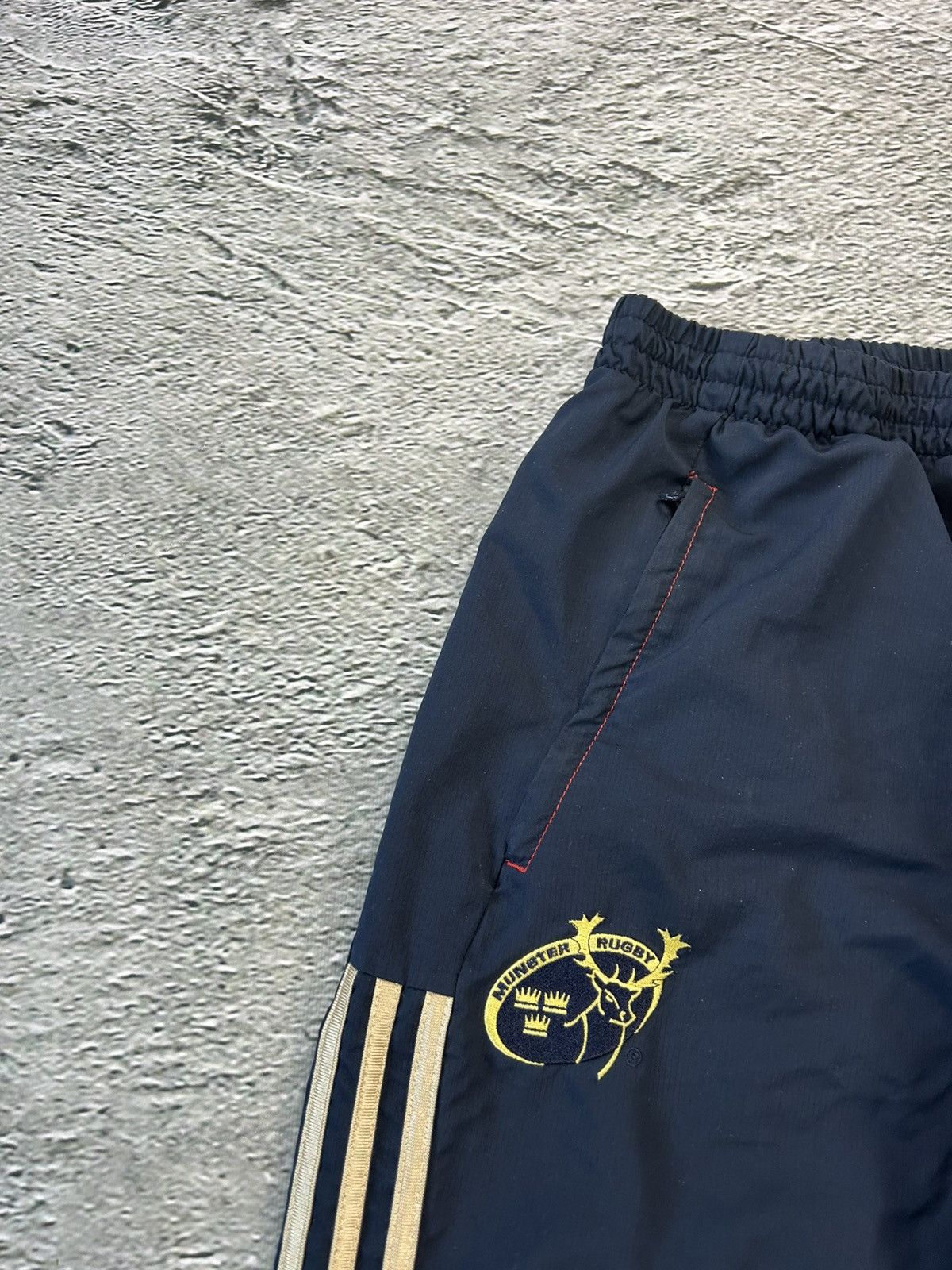 Adidas × Vintage Adidas Munster Rugby vintage nylon track pants navy baggy Size US 32 / EU 48 - 3 Thumbnail