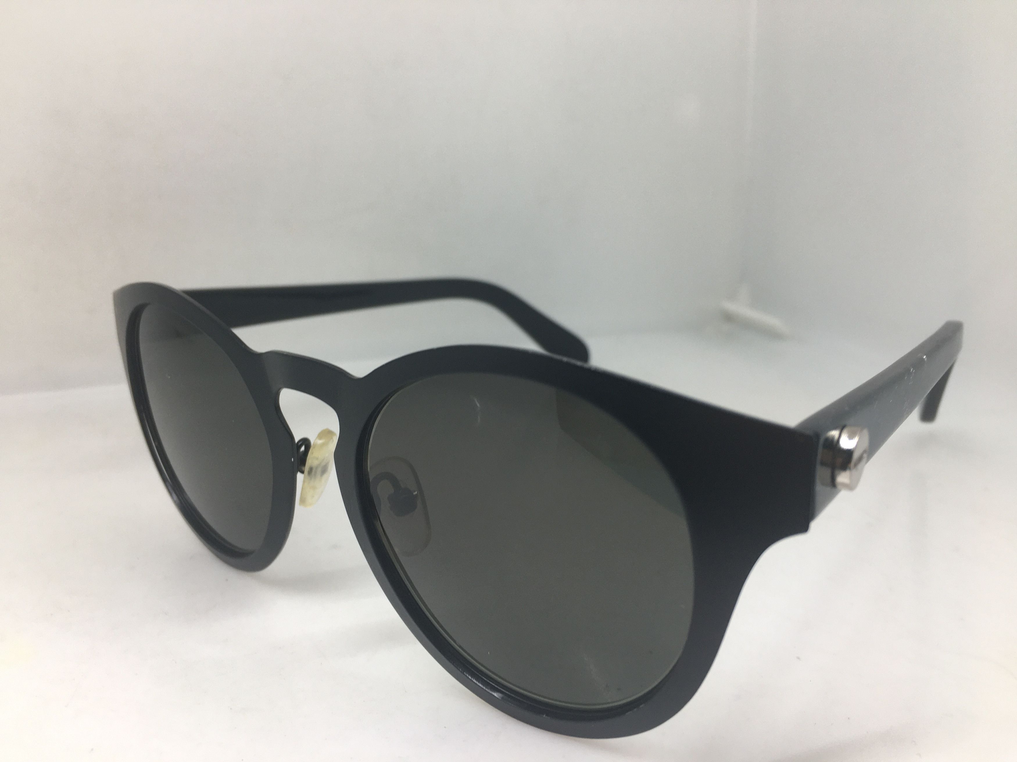 Other MIMCO Black ARISTOCRAT Round Keyhole Sunglasses Frame Size ONE SIZE - 3 Thumbnail
