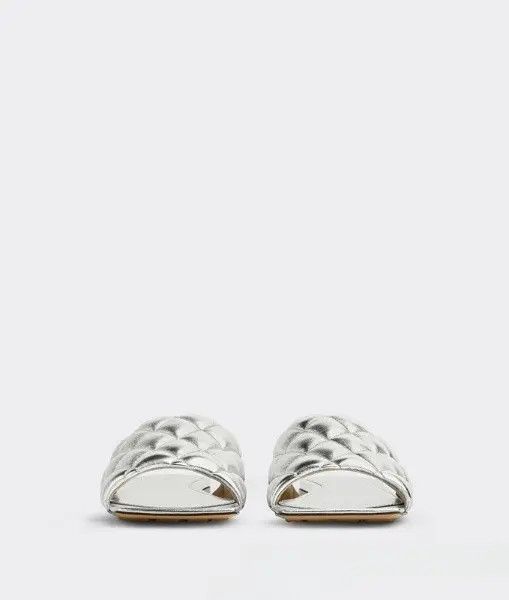 Bottega Veneta o1n1vont1224 Padded Flat Sandals Lambskin in Silver Size US 6.5 / IT 36.5 - 3 Thumbnail