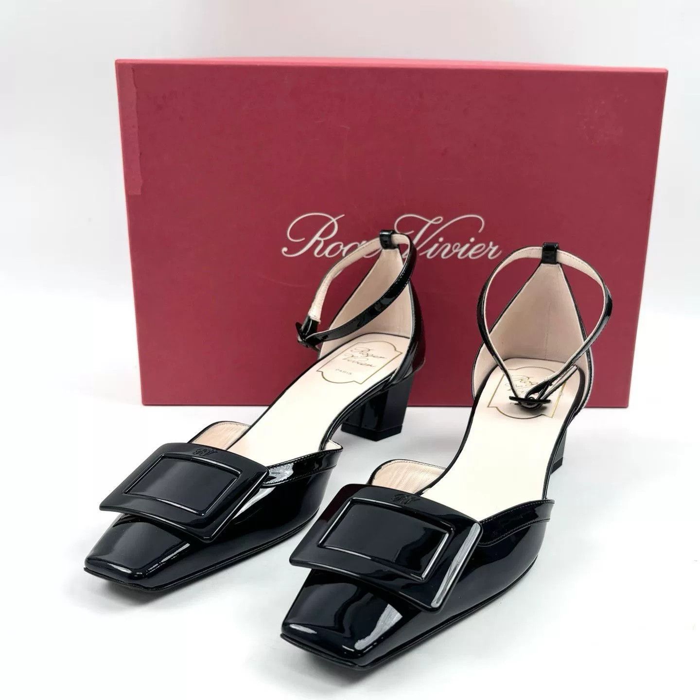 Roger Vivier RV Black Patent Leather Low Heel Sandals Size US 5.5 / IT 35.5 - 1 Thumbnail