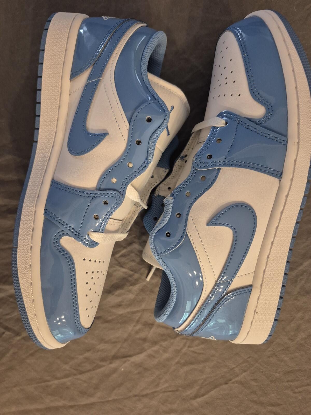 Jordan Brand Air Jordan 1 low unc blue Size 8 M Brand New Size US 8 / EU 41 - 5 Thumbnail