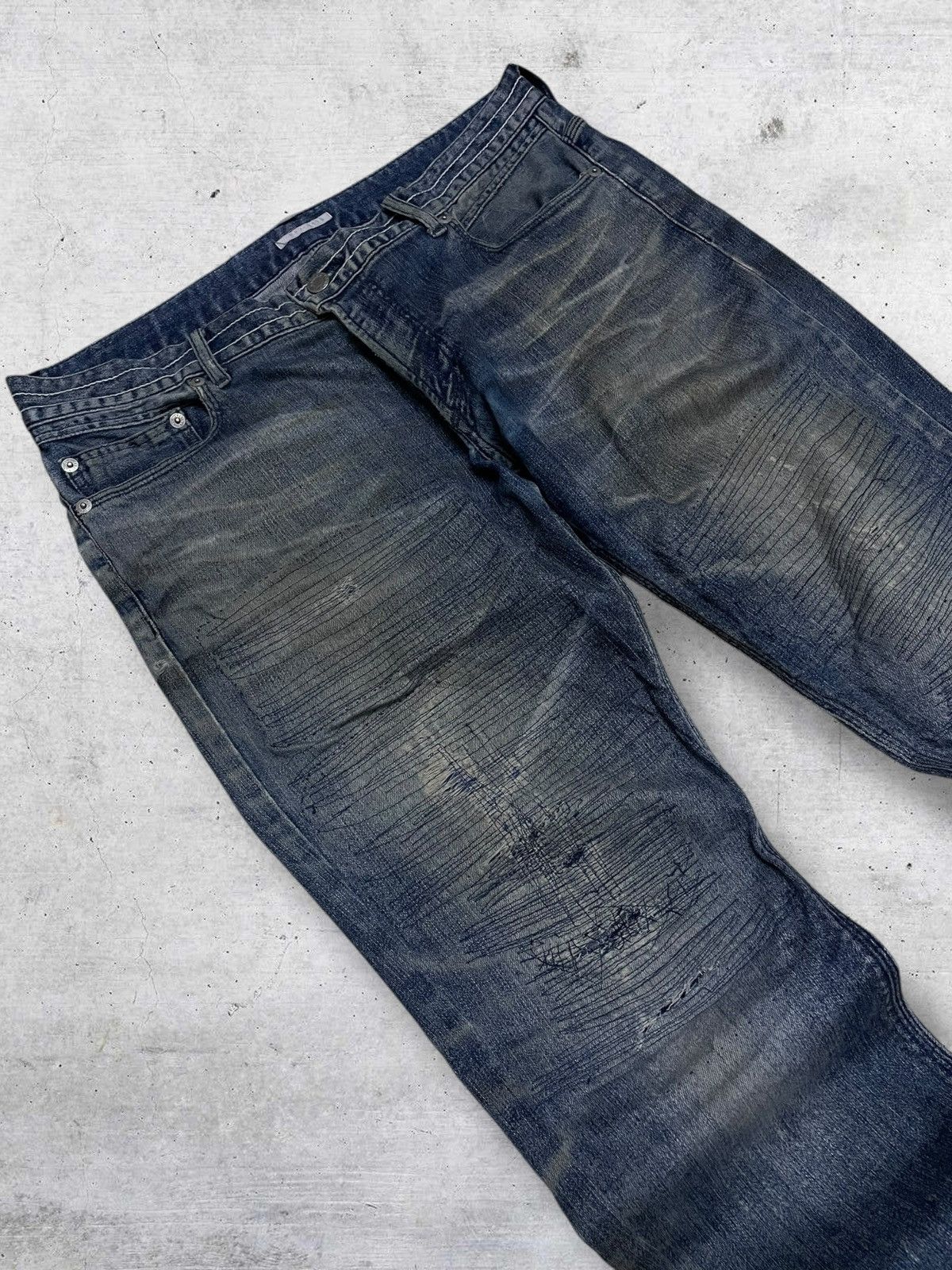 semanticdesign RARE VINTAGE HIGH STREET JAPAN CRAFTMANSHIP DISTRESSED DENIM Size US 33 - 7 Thumbnail