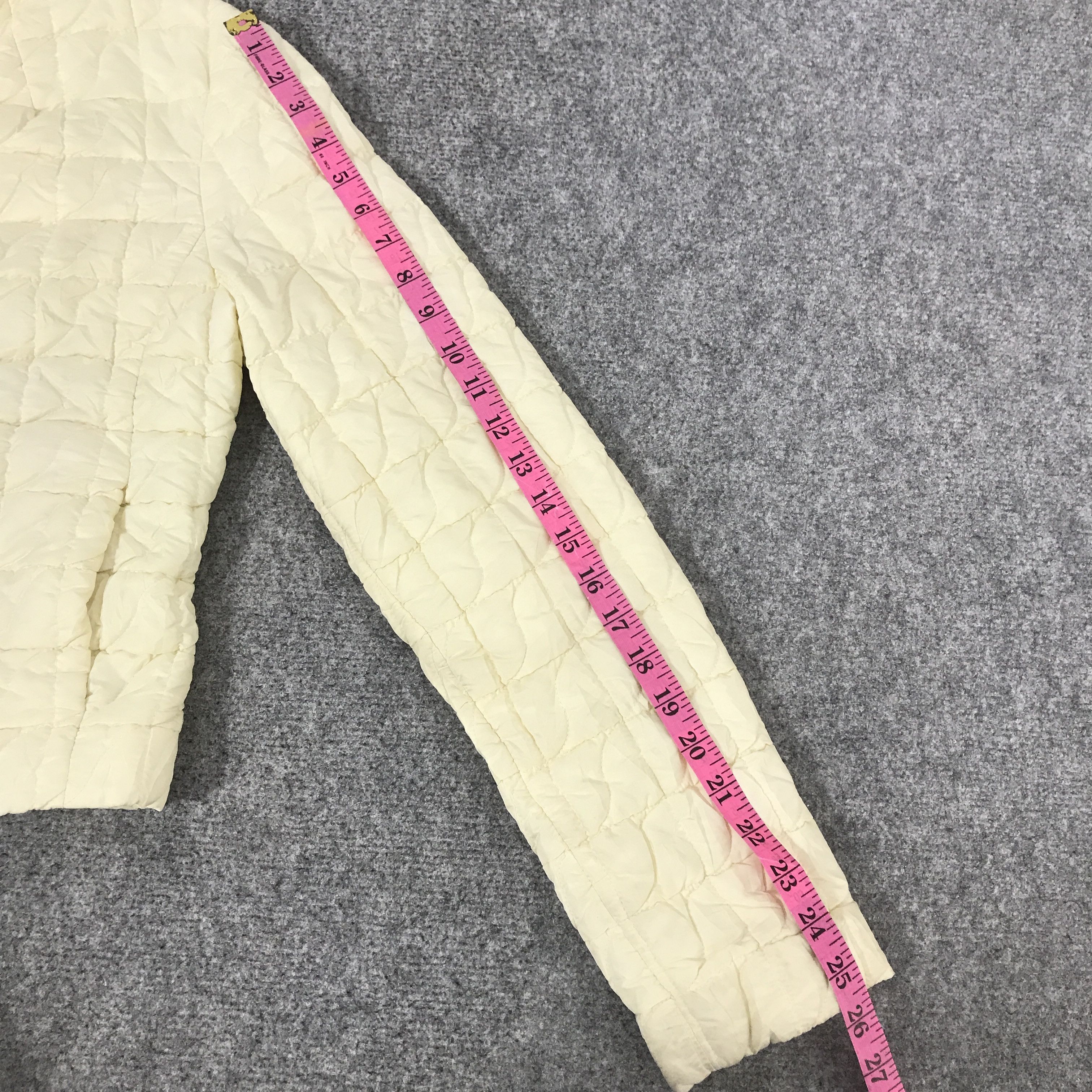 Armani Exchange Armani Exchange cropped design jacket K71B21 Size US S / EU 44-46 / 1 - 7 Thumbnail