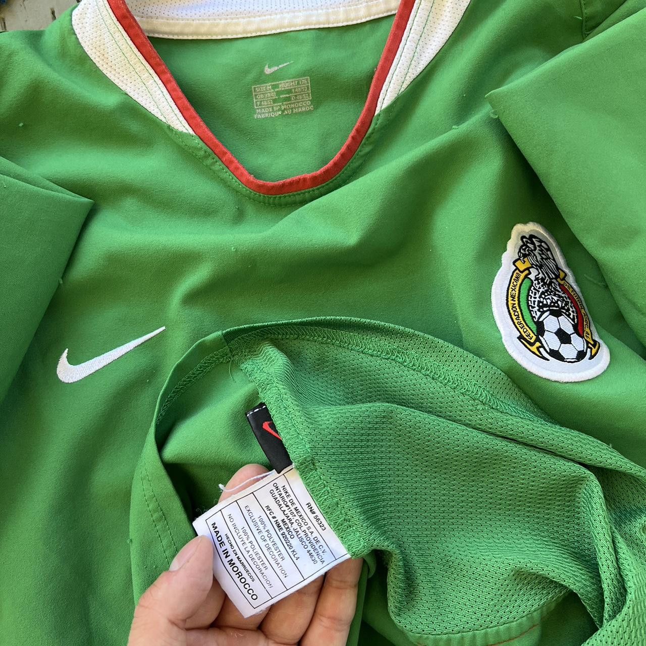 Nike MEXICO soccer jersey 03/04 HOME NIKE VINTAGE JERSEY Size US M / EU 48-50 / 2 - 6 Thumbnail