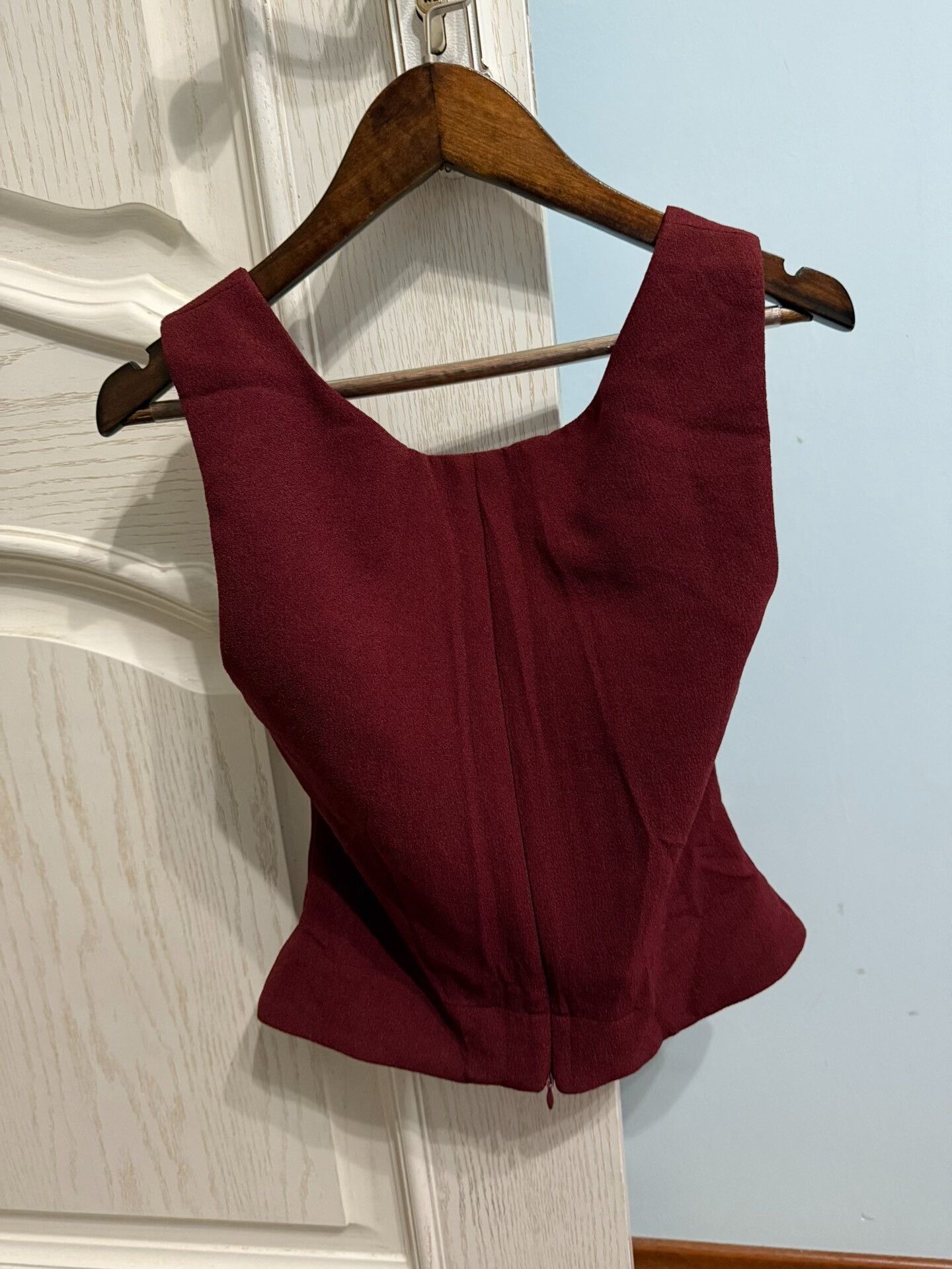 Miaou Miaou Sleeveless Top in Burgundy Color Size S / US 4 / IT 40 - 1 Thumbnail