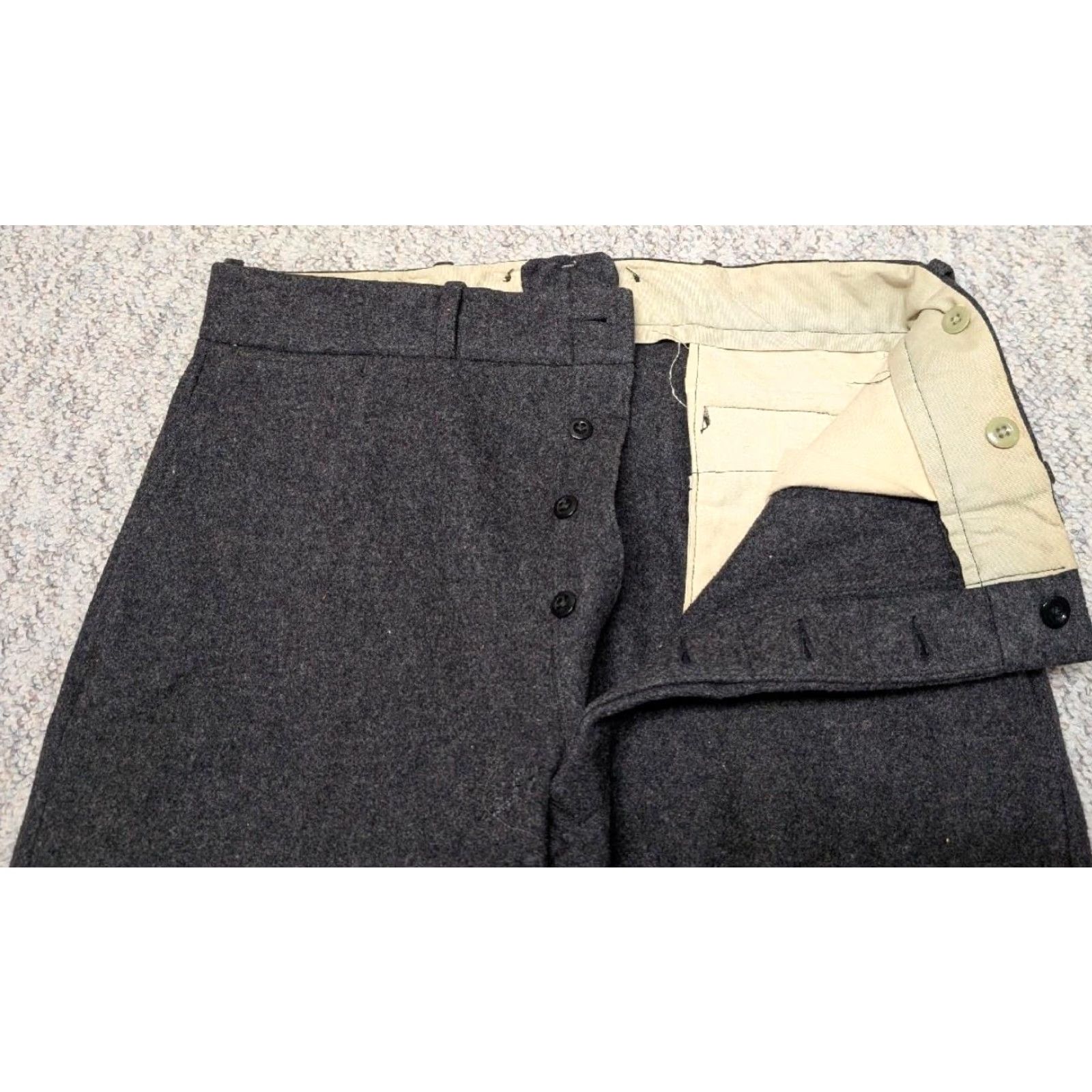 Vintage VINTAGE L.L. Bean PANTS Men 36x30 Wool Charcoal Gray Hunting tapered Size US 36 / EU 52 - 5 Thumbnail