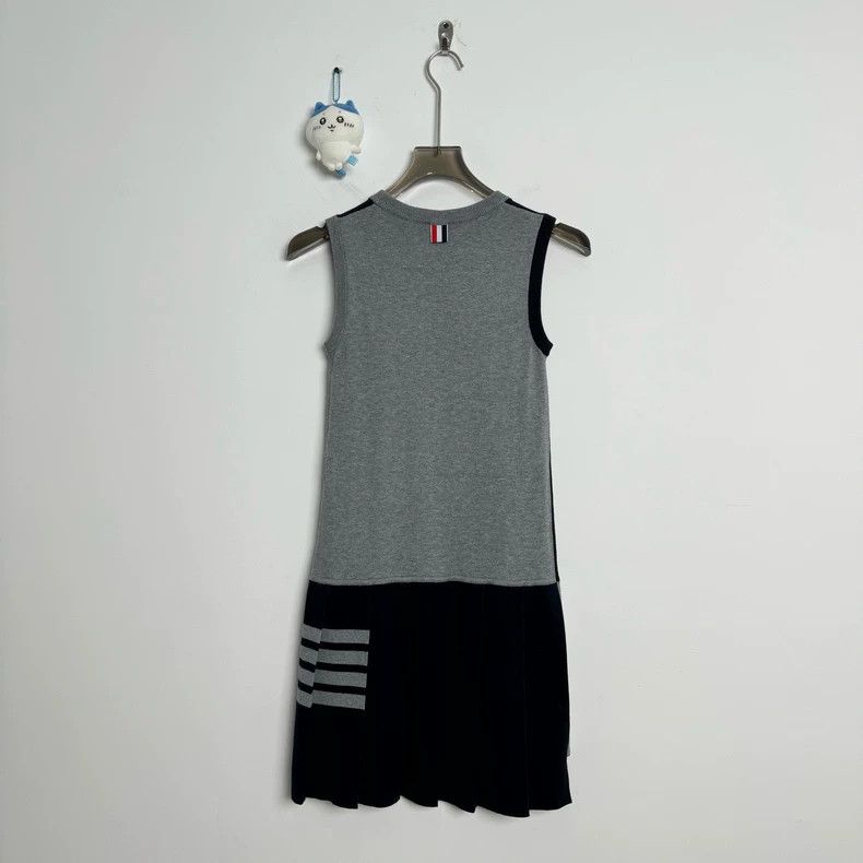 Thom Browne Thom Browne Gray and blue stitching four-striped sleeveles Size XXS / US 00 / IT 34 - 3 Thumbnail