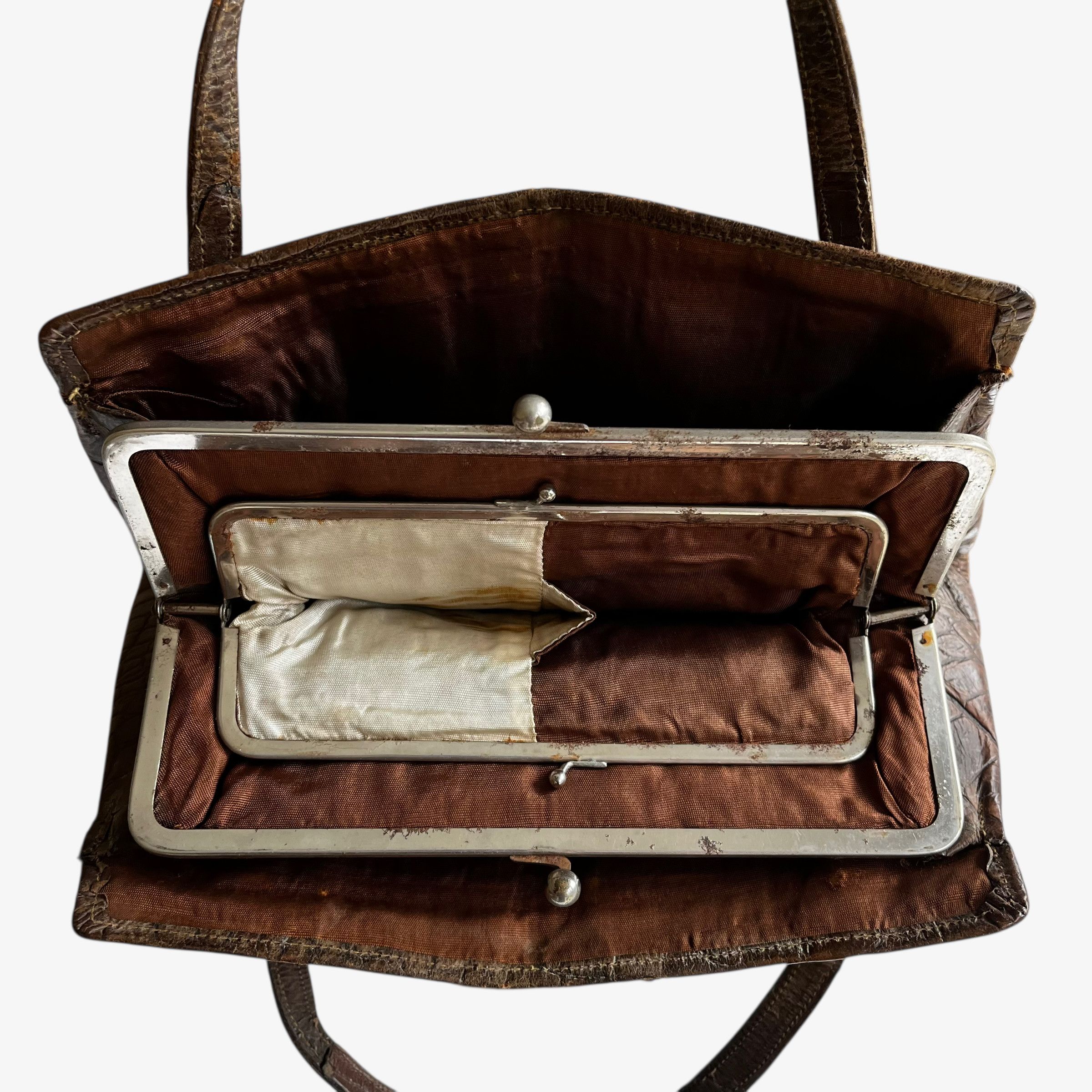 Other Vintage 1950s Crocodile Embossed Brown Leather Shoulder Bag Size ONE SIZE - 2 Thumbnail