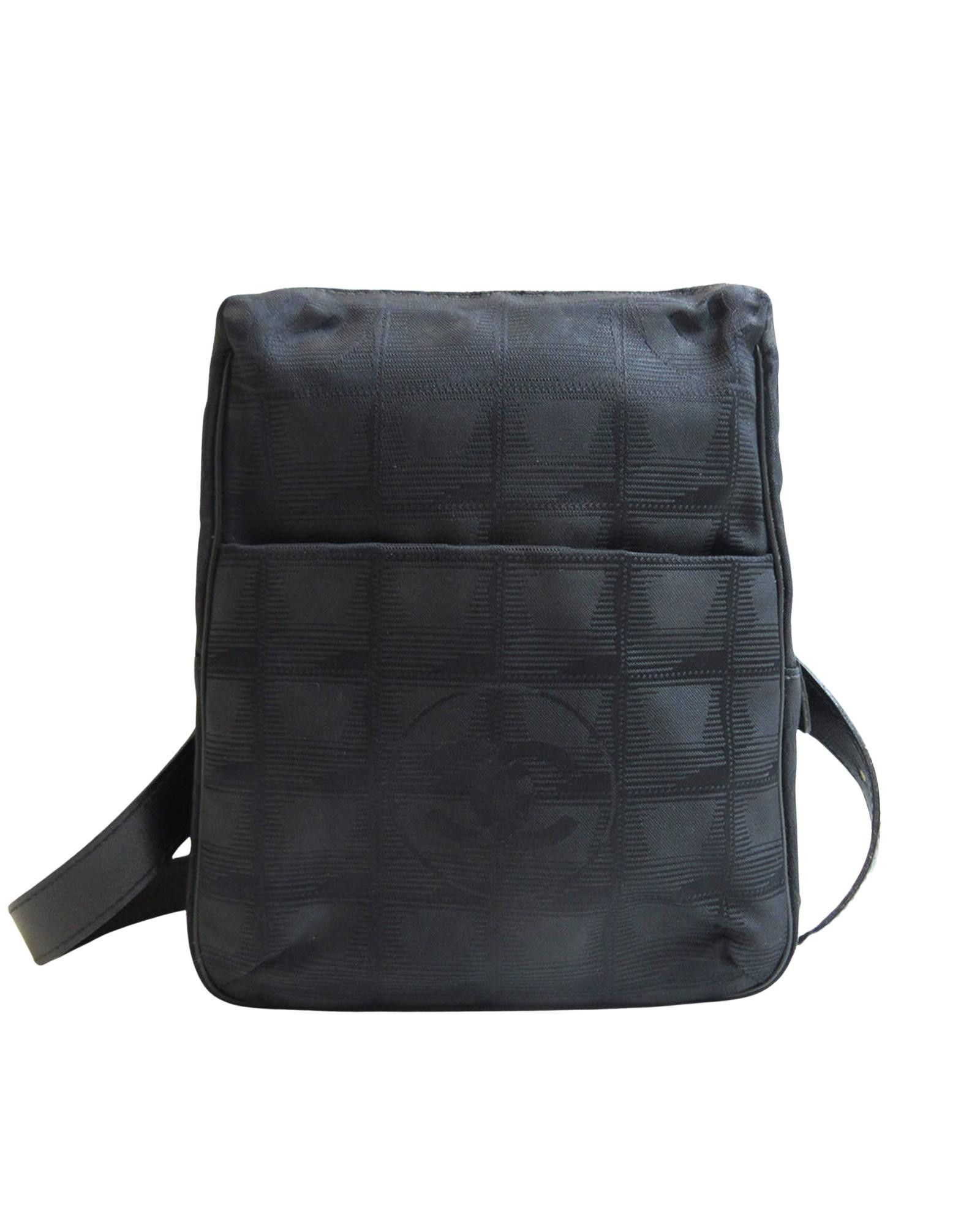 image of Chanel Versatile Black Jacquard Shoulder Bag With Zipper, Women's