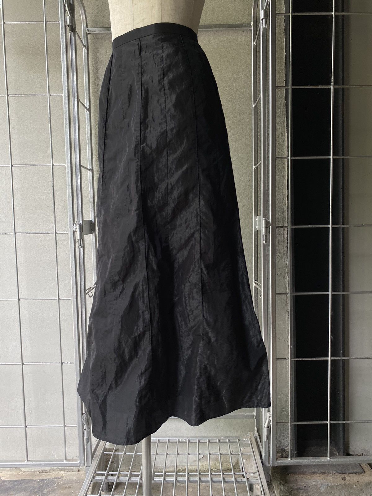 Hiroko Koshino Homme Hiroko Koshino black skirt Size 32" / US 10 / IT 46 - 14 Thumbnail
