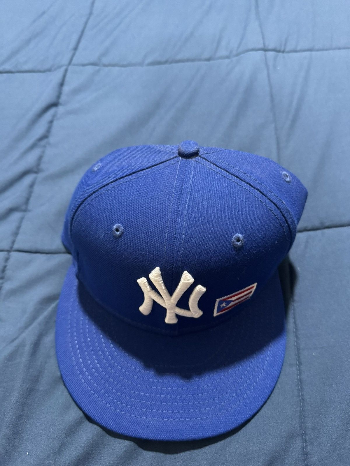 New Era × New York Yankees New York Yankees “Puerto Rico” fitted hat size 7 1/4 Size ONE SIZE - 2 Thumbnail