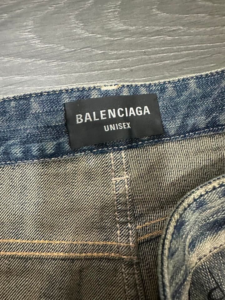 Balenciaga Balenciaga SS23 Dark Distressed Rhinestone Denim Size US 34 / EU 50 - 6 Thumbnail