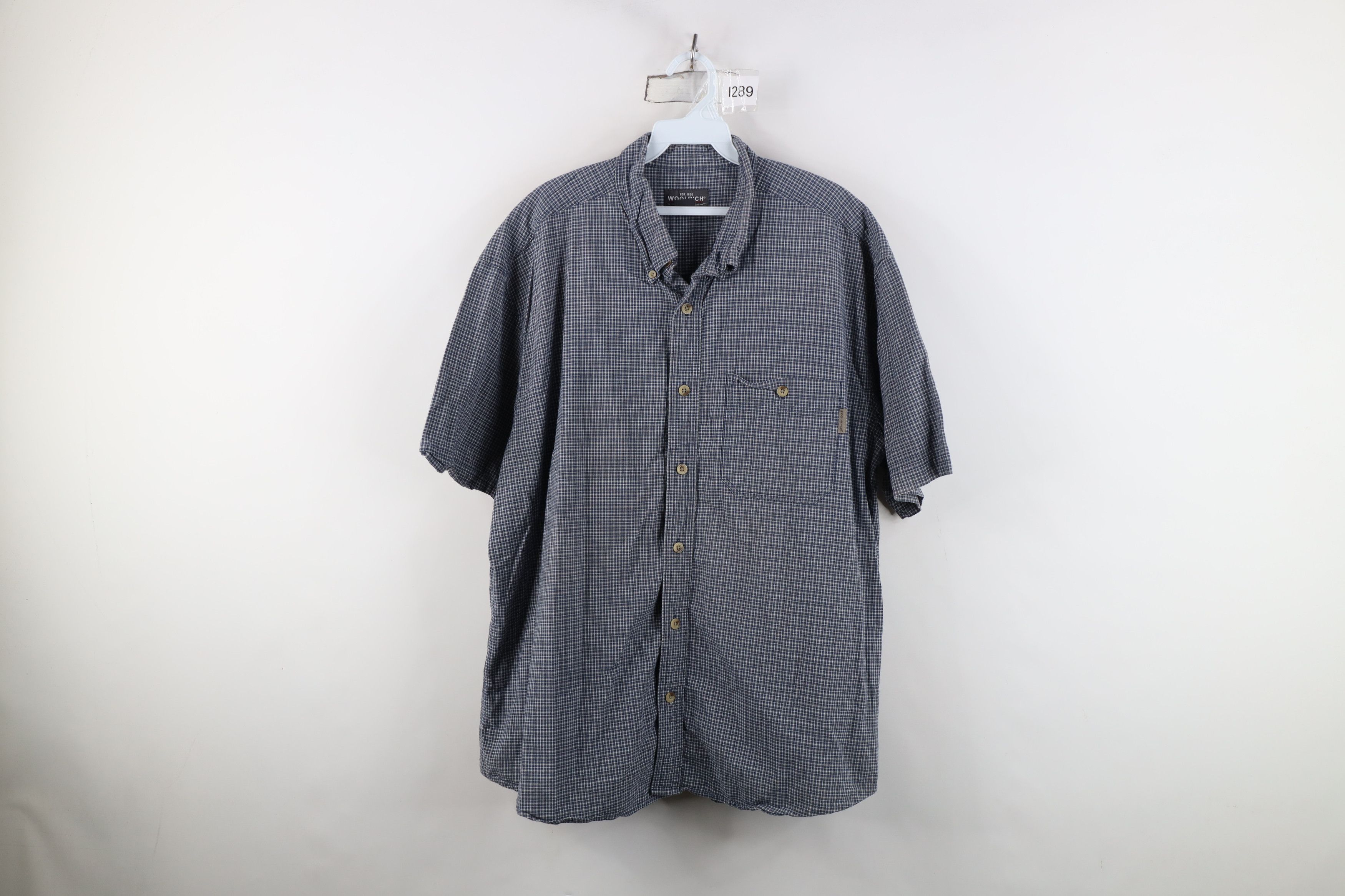 Woolrich Woolen Mills Vintage Woolrich Short Sleeve Collared Button Down Shirt Size US XL / EU 56 / 4 - 1 Thumbnail