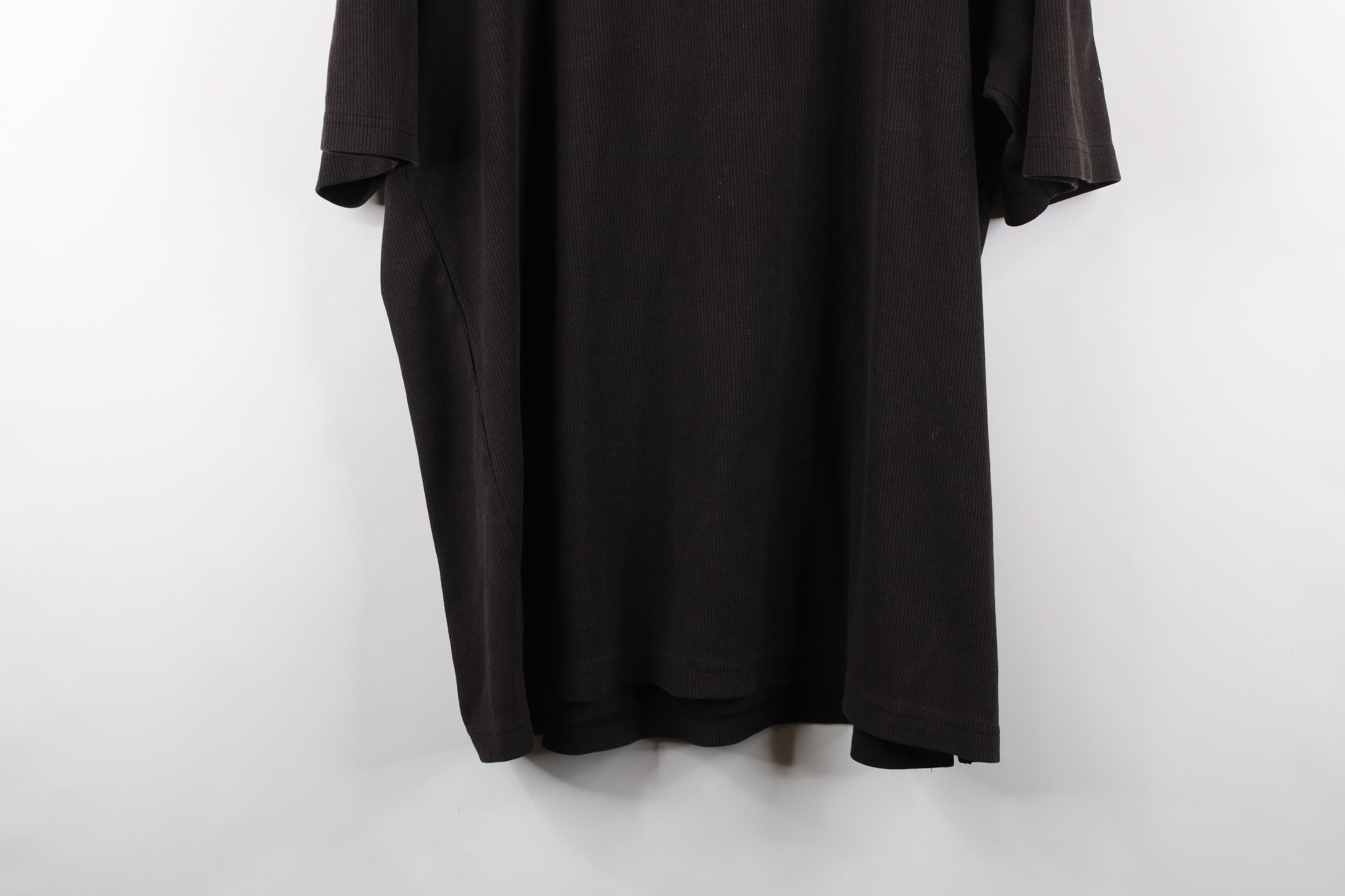 Vintage Vintage 90s Streetwear Faded Ribbed Knit V-Neck T-Shirt Size US XL / EU 56 / 4 - 14 Thumbnail