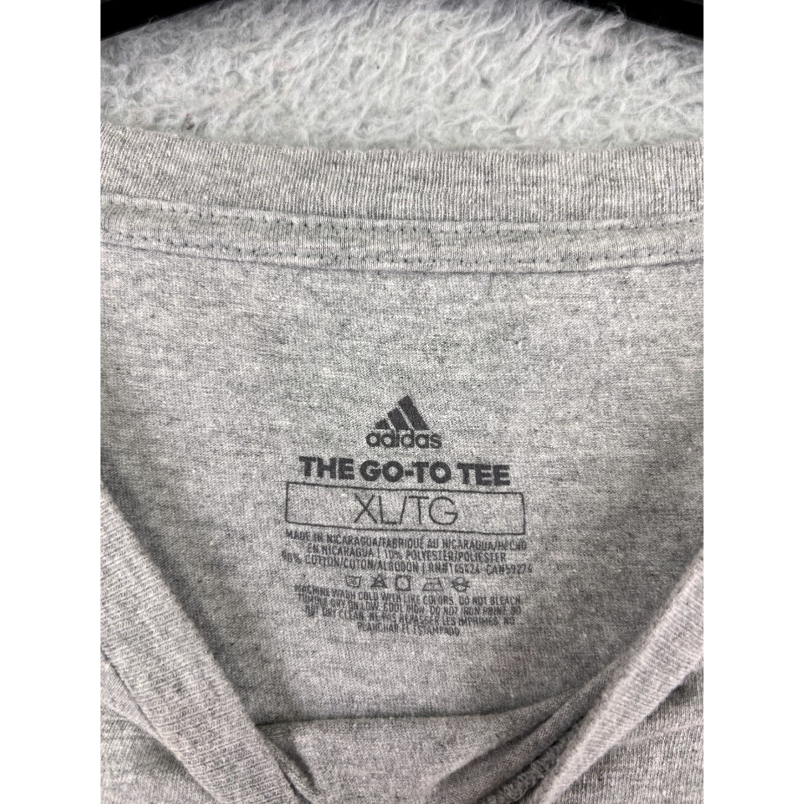 Adidas Adidas Shirt Mens XL Gray Camo Logo Short Sleeve Crew Neck Sports T-Shirt Men’s Slim Fit, 100% Cotton, Jersey, Logo, All Seasons Size US XL / EU 56 / 4 - 4 Thumbnail