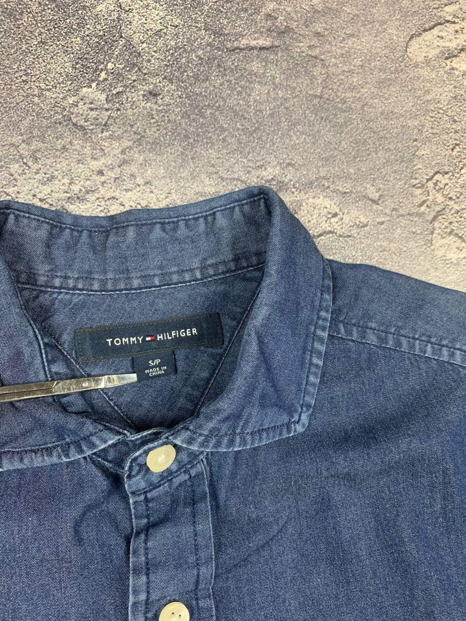 Tommy Hilfiger Tommy Hilfiger Mens Blue Denim Cotton Button Down Shirt Size US S / EU 44-46 / 1 - 8 Thumbnail