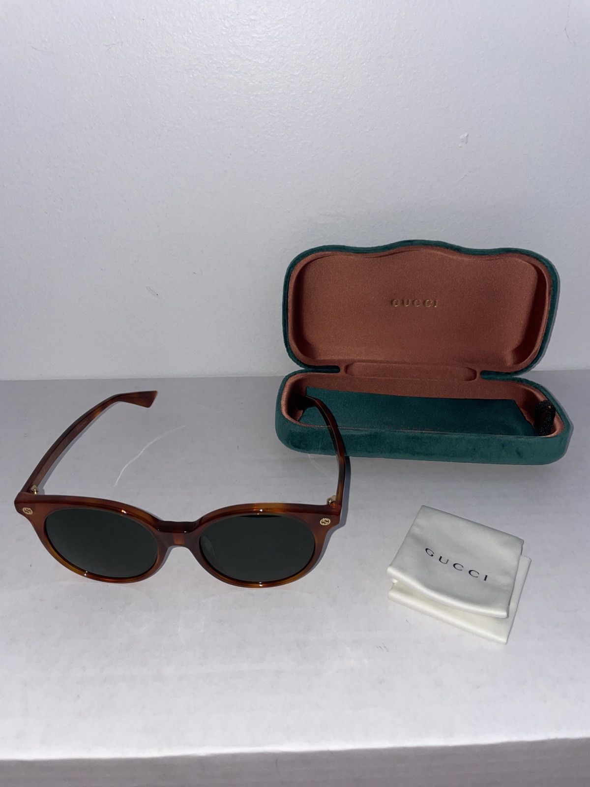 Gucci Gucci GG0091SA-002 Tortoise Brown Round Sunglasses Size ONE SIZE - 1 Thumbnail