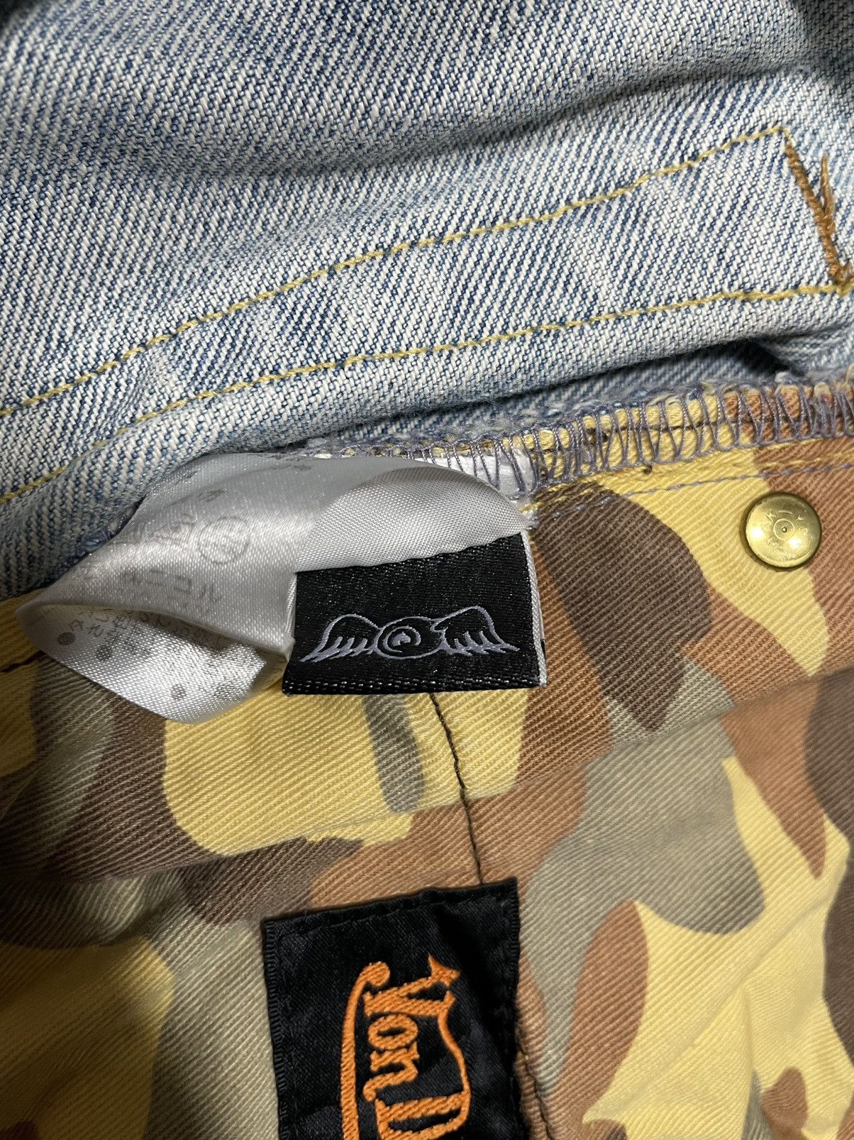 Von Dutch Vintage Von dutch patch y2k 2000 multi logo wide straight Size US 30 / EU 46 - 16 Thumbnail