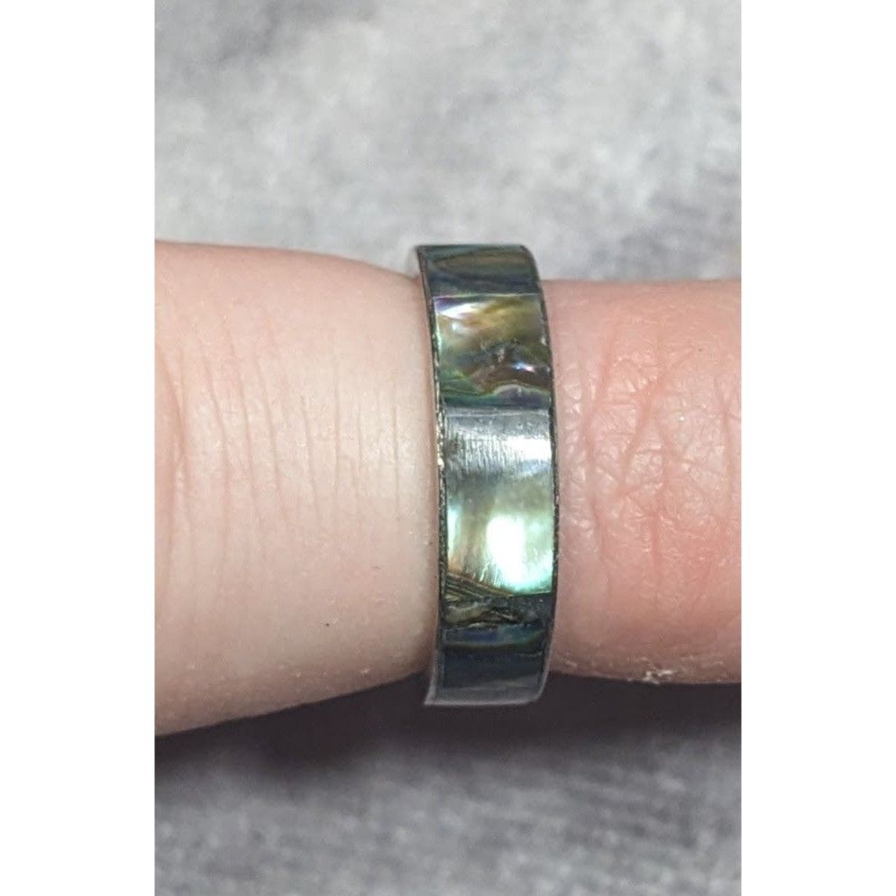 Other Vintage Silver Tone Shell Inlay Ring Size 4 3/4 Size ONE SIZE - 9 Thumbnail