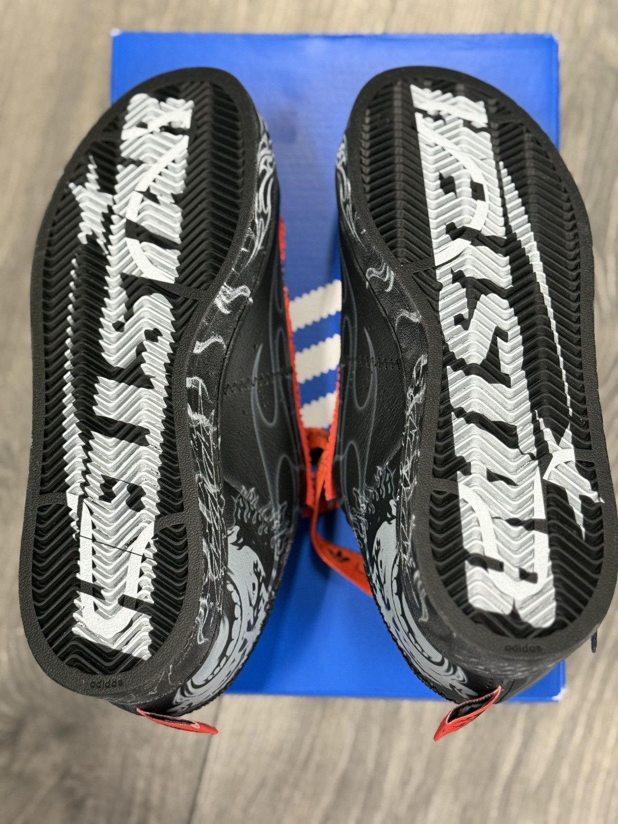 HELLSTAR HELLSTAR Adidas Superstar Black Flame Size US 10 / EU 43 - 5 Thumbnail