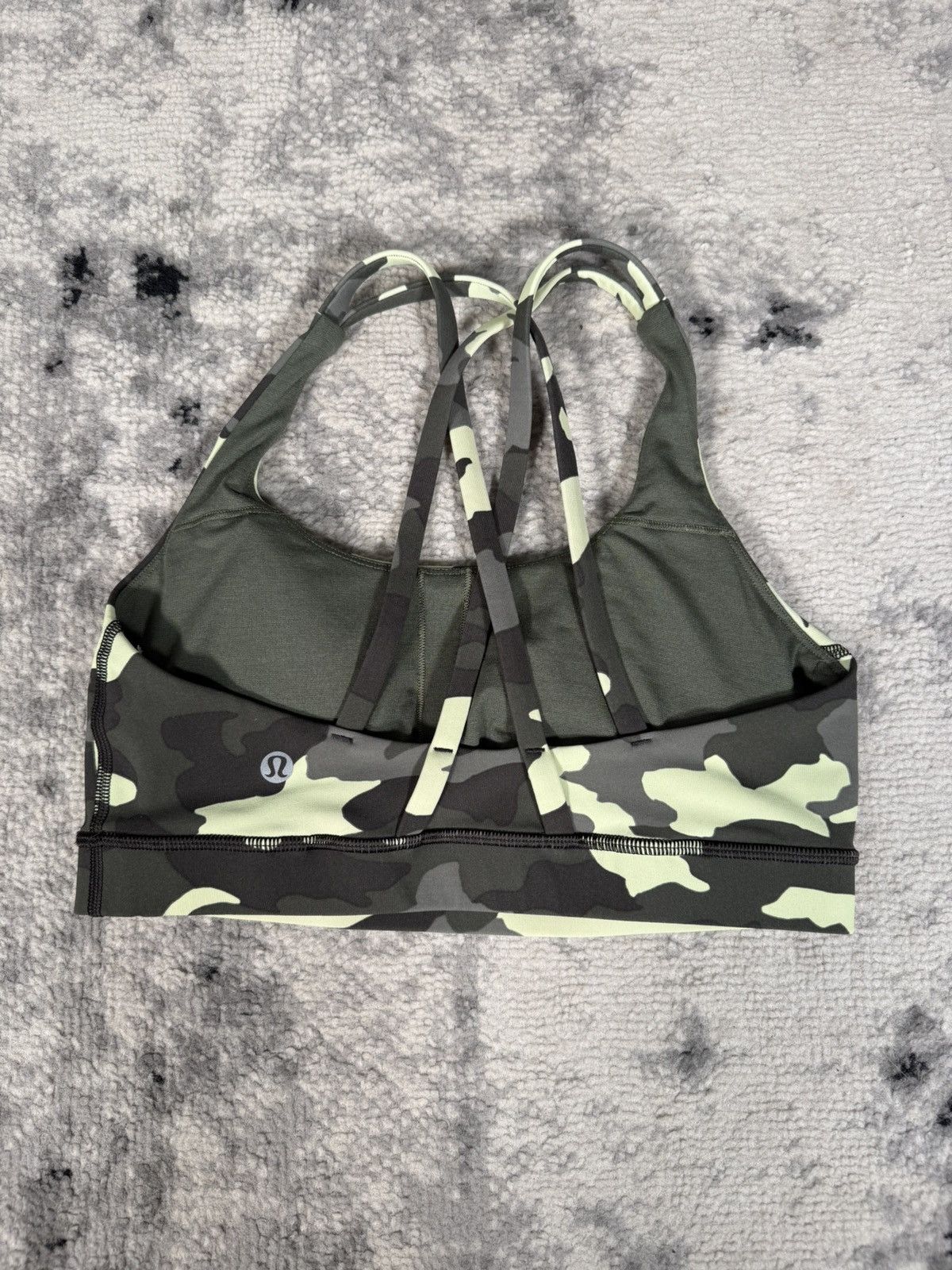 Lululemon Lululemon Green Camo Energy Sports Bra Size M / US 6-8 / IT 42-44 - 4 Thumbnail