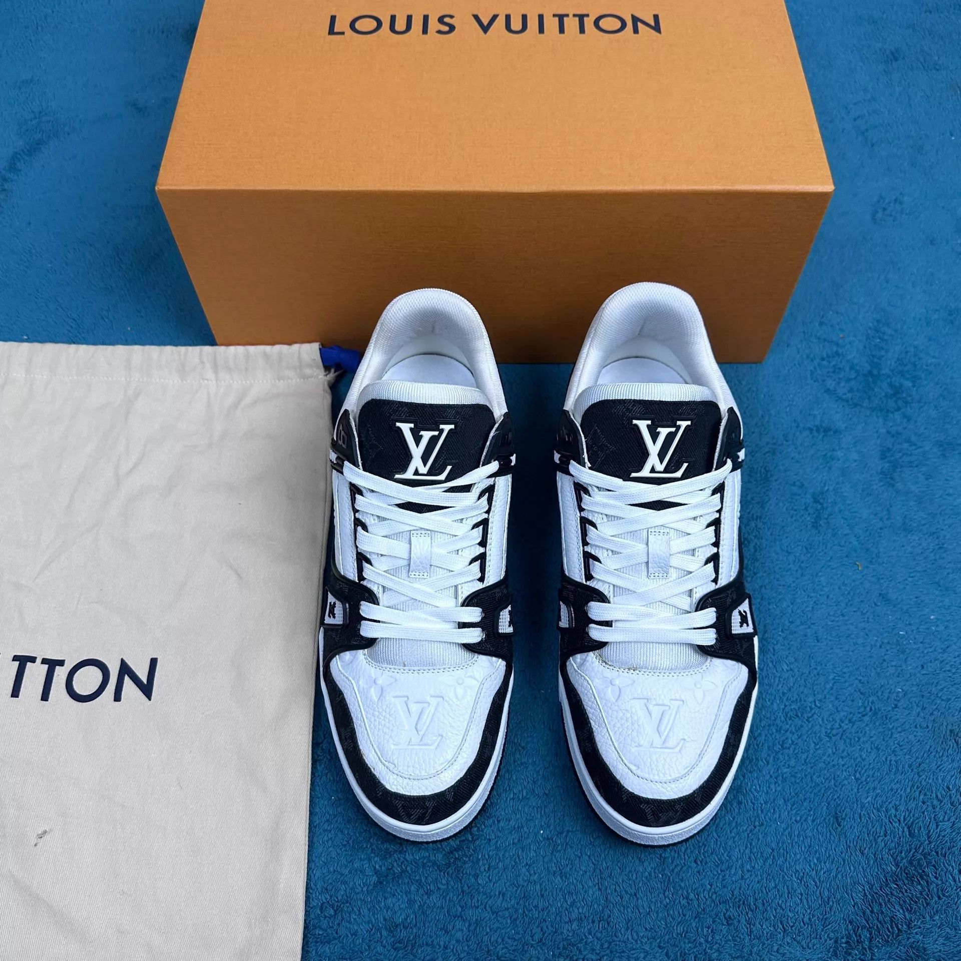 Louis Vuitton LV Trainer Black White Panda Print Denim 6.5/40.5 Near New Size US 7.5 / EU 40-41 - 1 Thumbnail