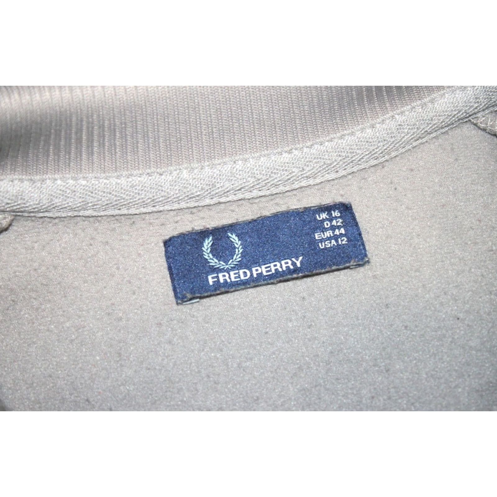 Fred Perry Fred Perry womens grey track jacket UK 16 / US 12 / EUR 44 Size Regular Polyester Jacket Womens Gray Track Jacket 1990s Size XXL / US 16-18 / IT 52-54 - 6 Thumbnail